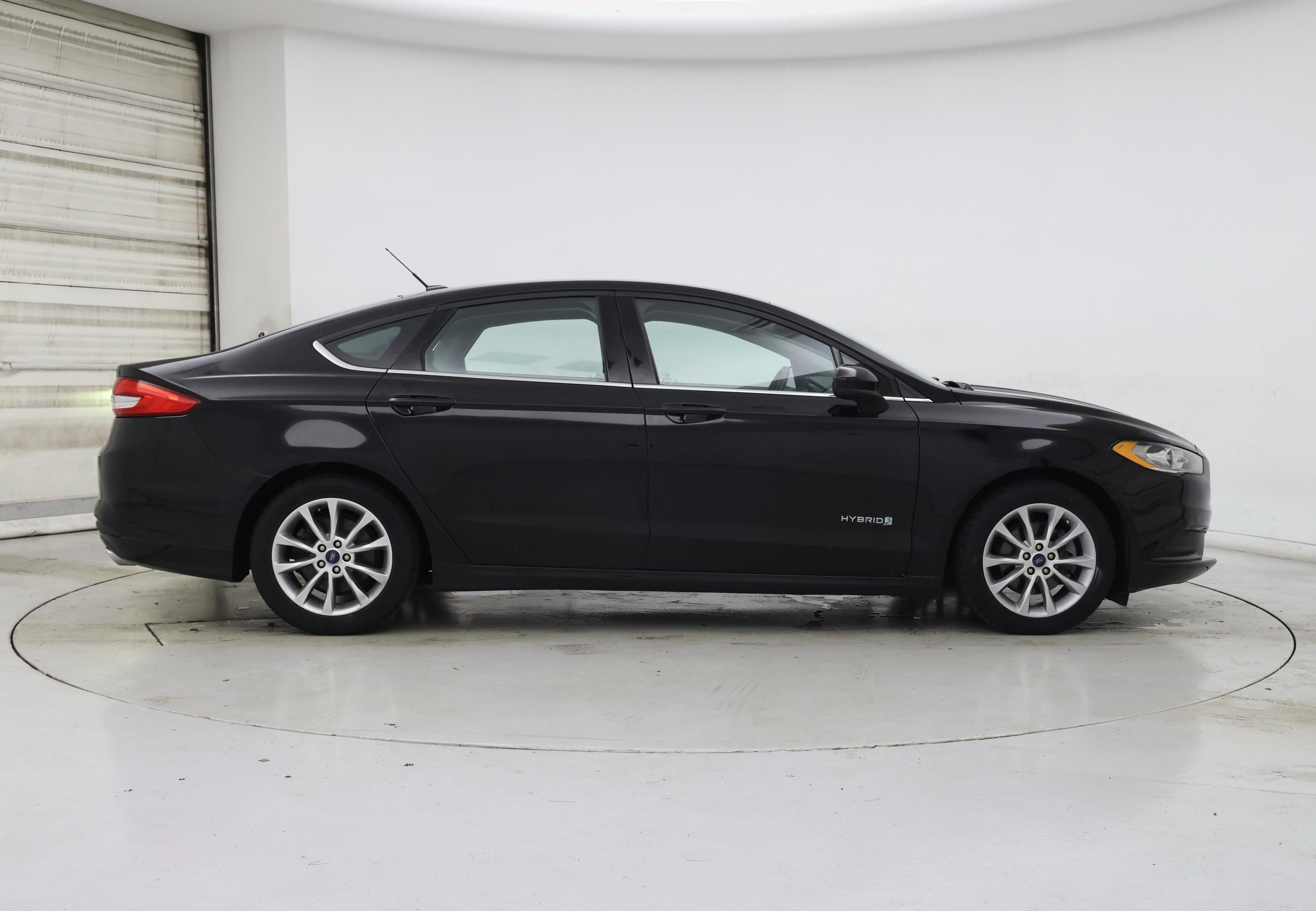 Thumbnail: 2017 Ford Fusion - 7