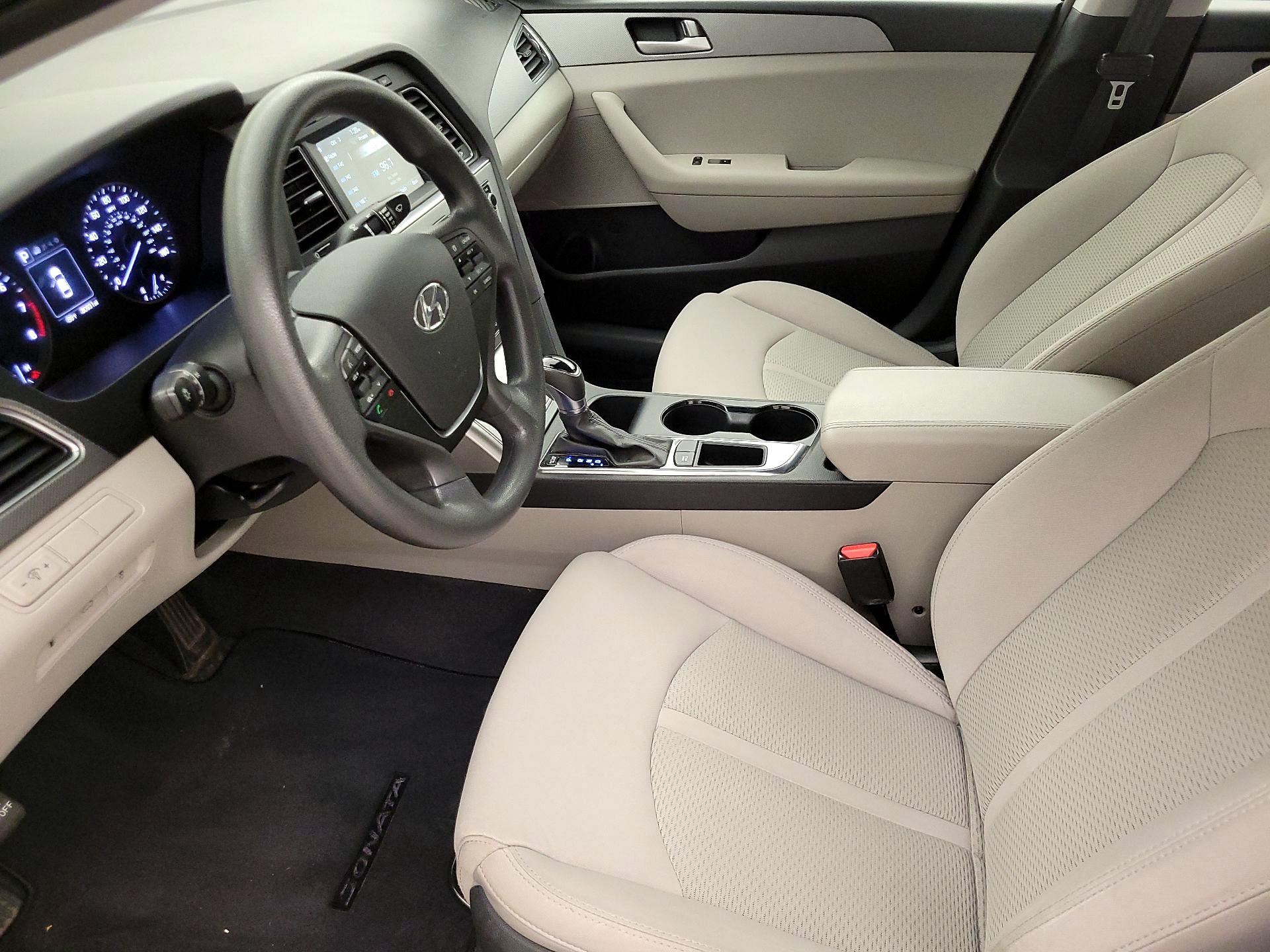 Thumbnail: 2016 Hyundai Sonata - 11
