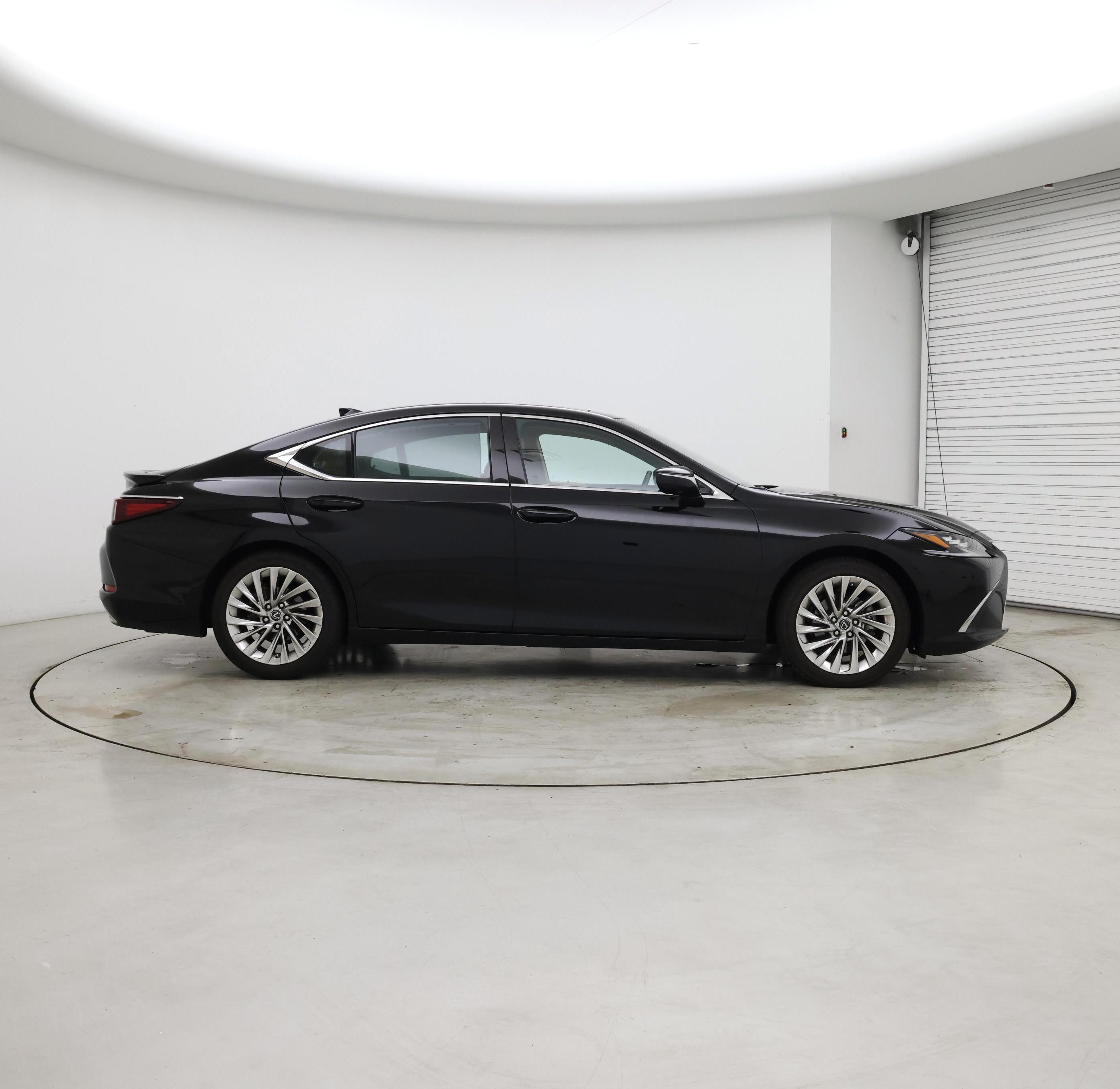 Thumbnail: 2023 Lexus ES - 7