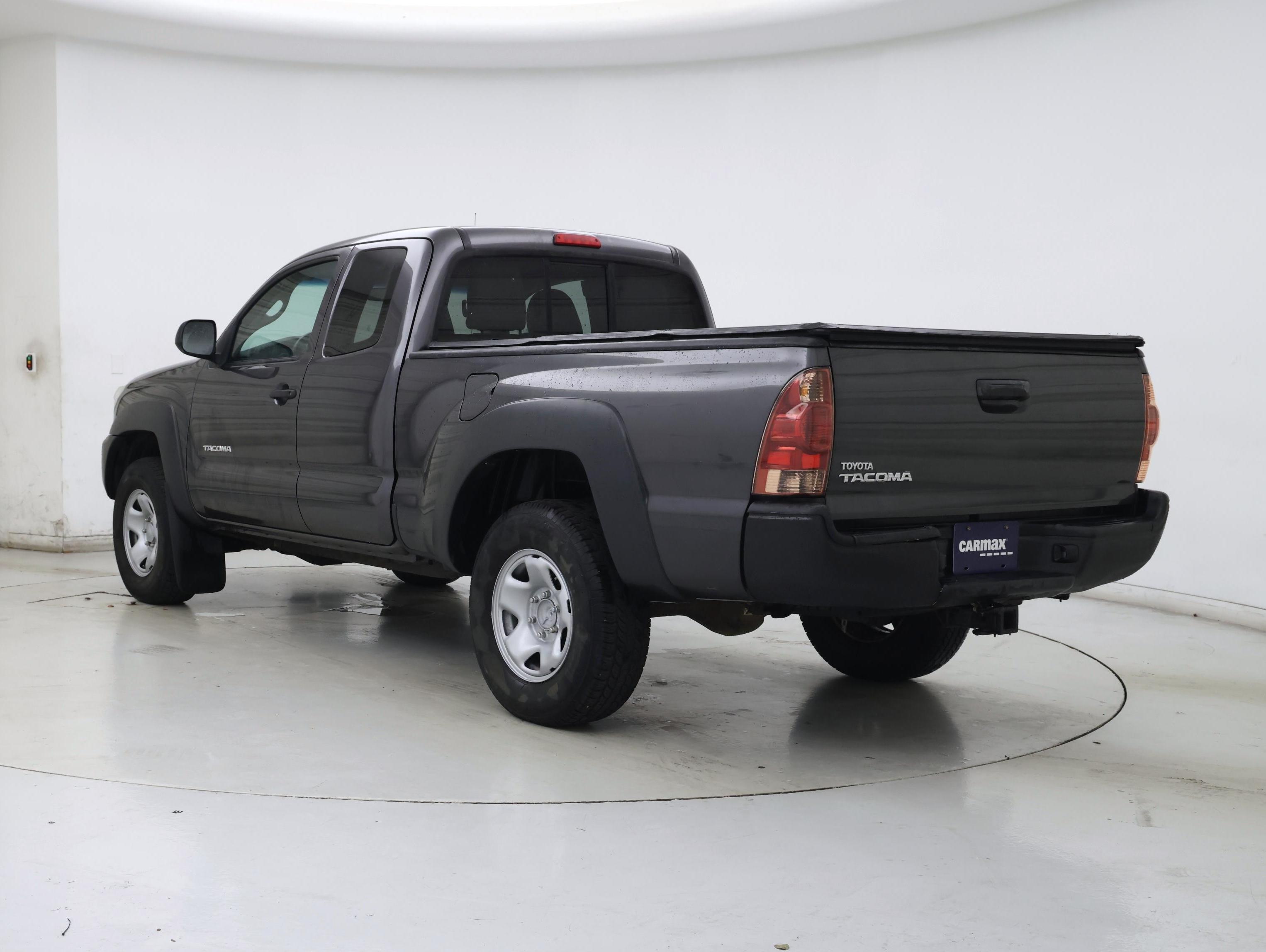 Thumbnail: 2013 Toyota Tacoma - 2