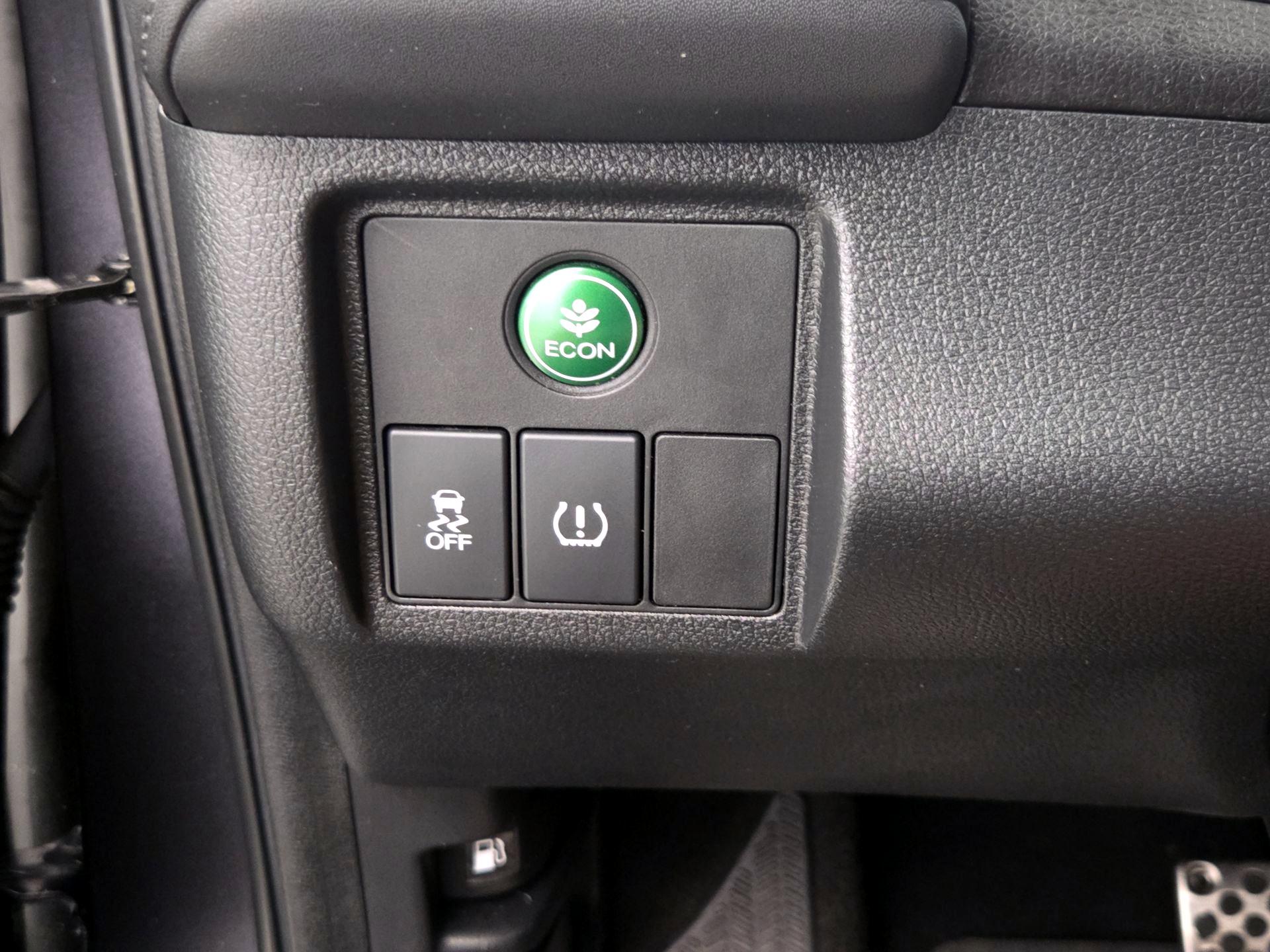 Thumbnail: 2019 Honda HR-V - 13