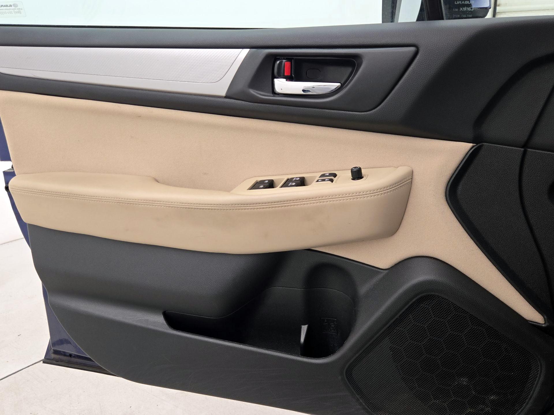 Thumbnail: 2017 Subaru Outback - 12