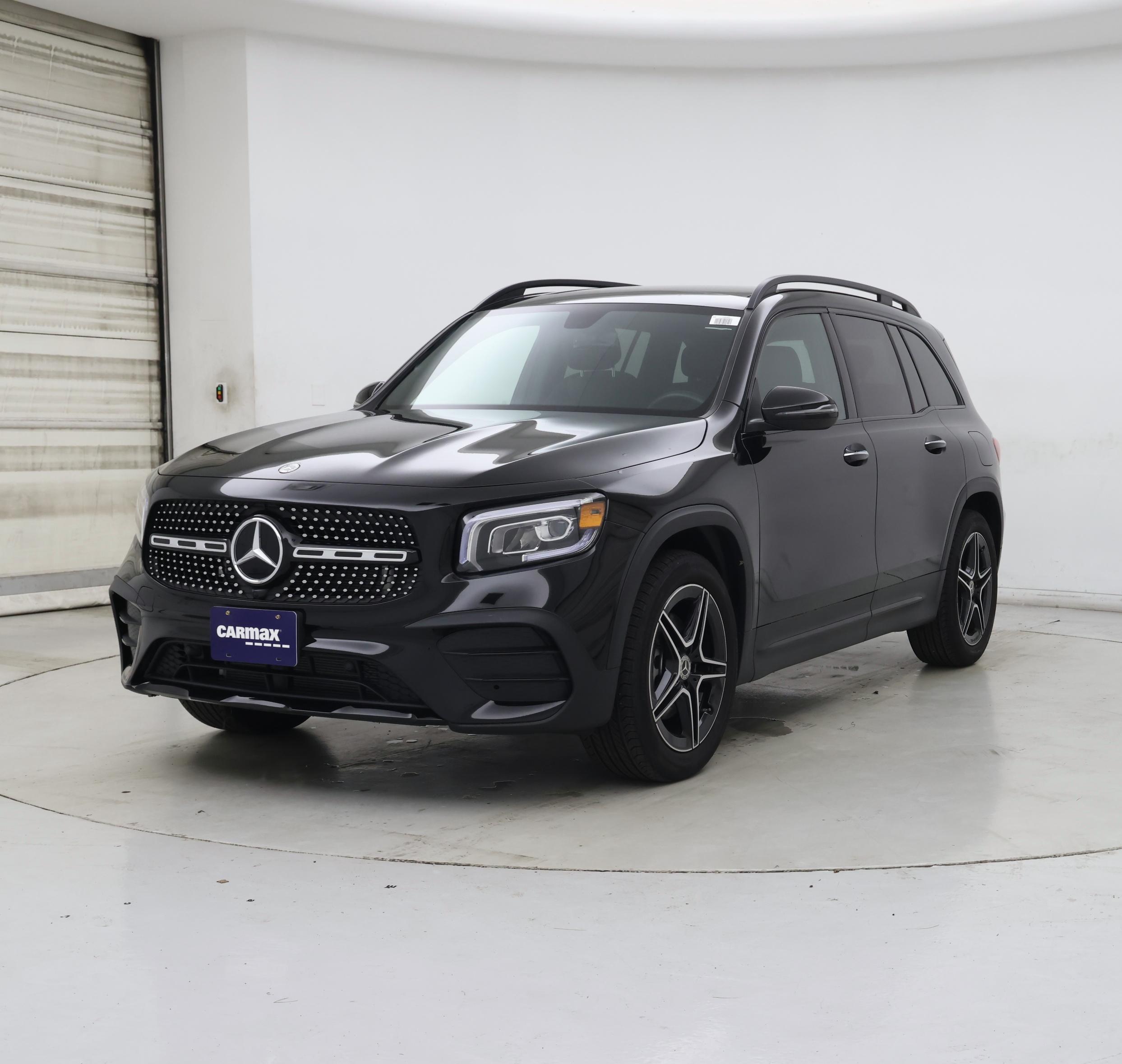 Thumbnail: 2023 Mercedes-Benz GLB - 4