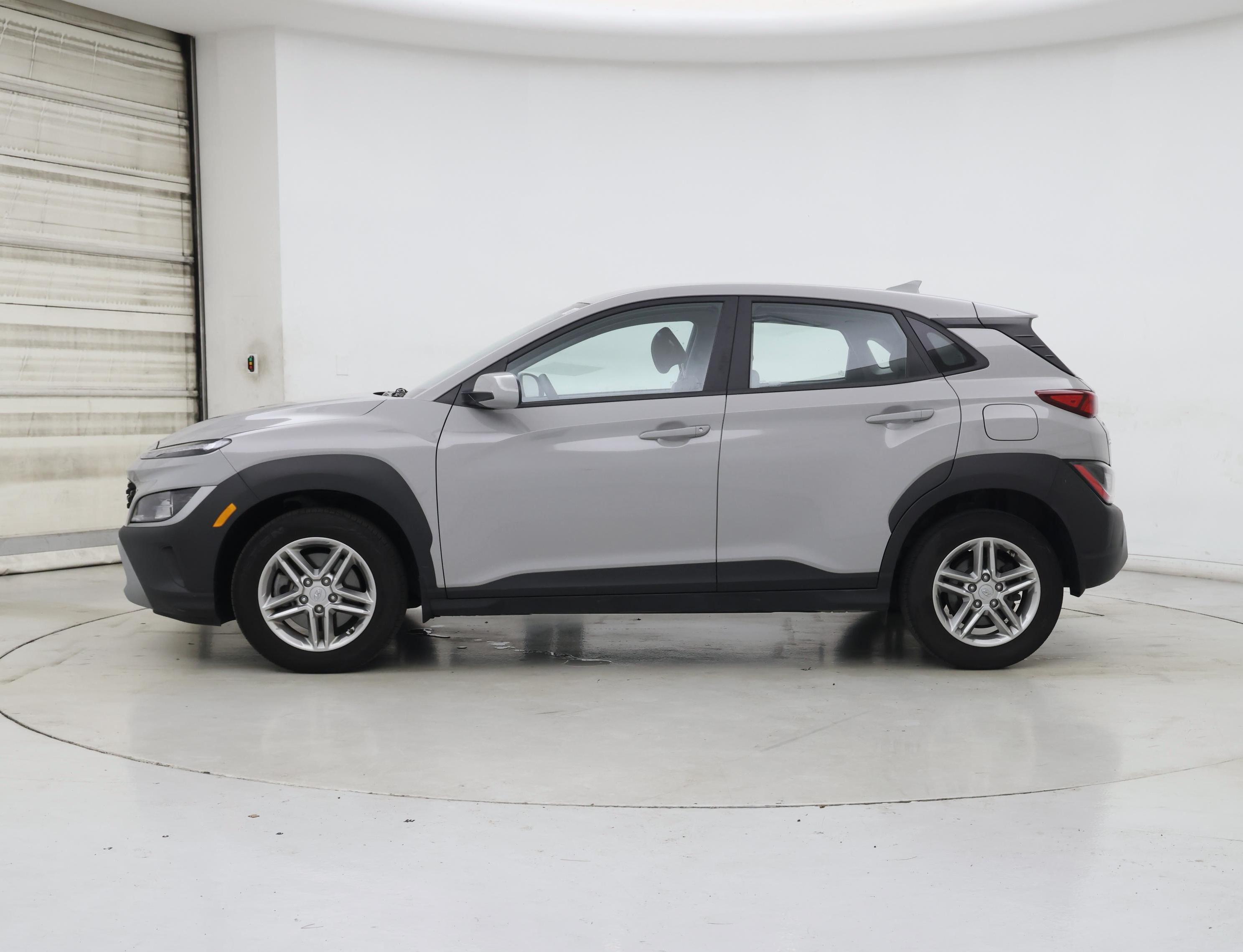 Thumbnail: 2022 Hyundai Kona - 3