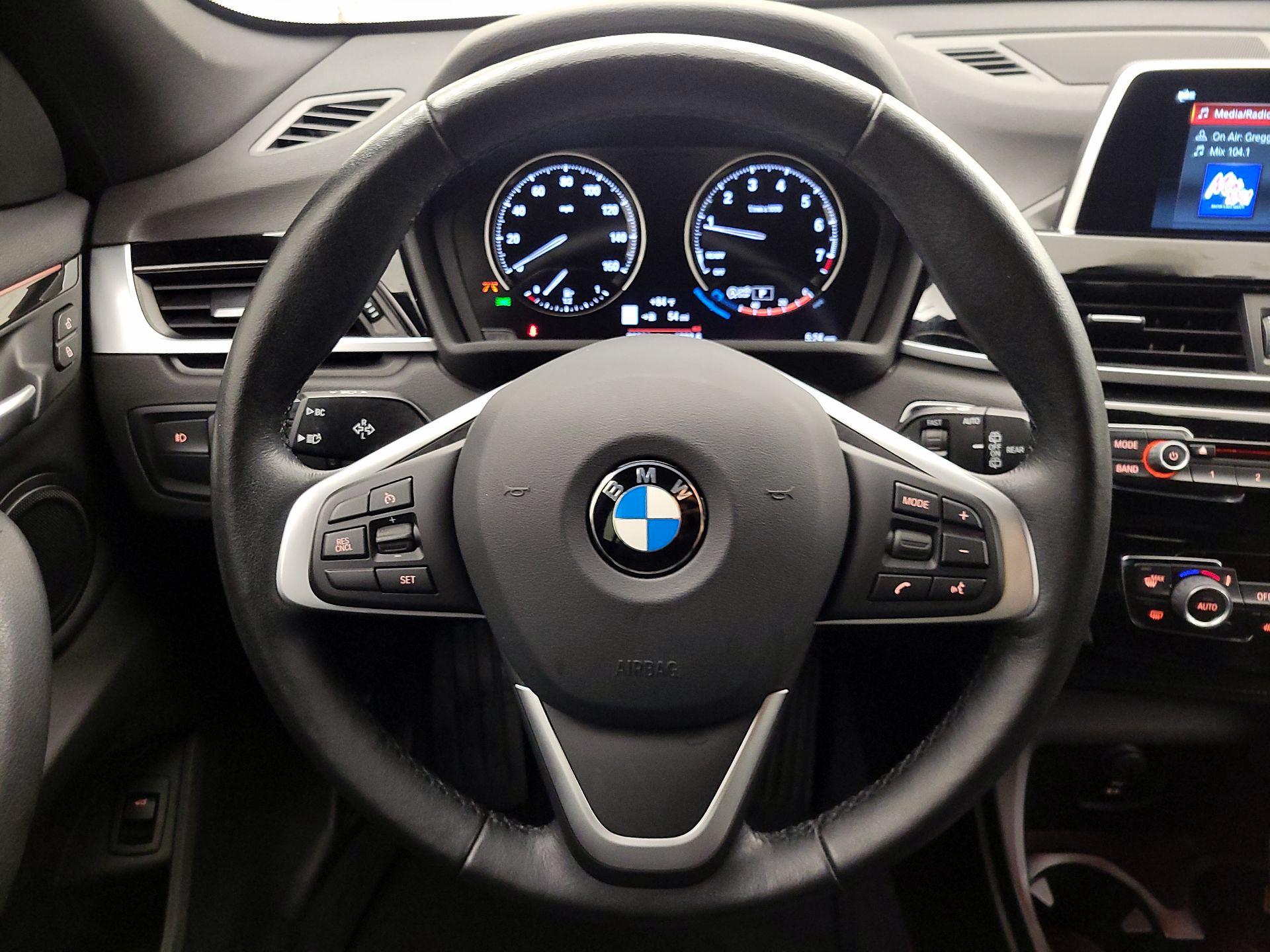 Thumbnail: 2019 BMW X1 - 10