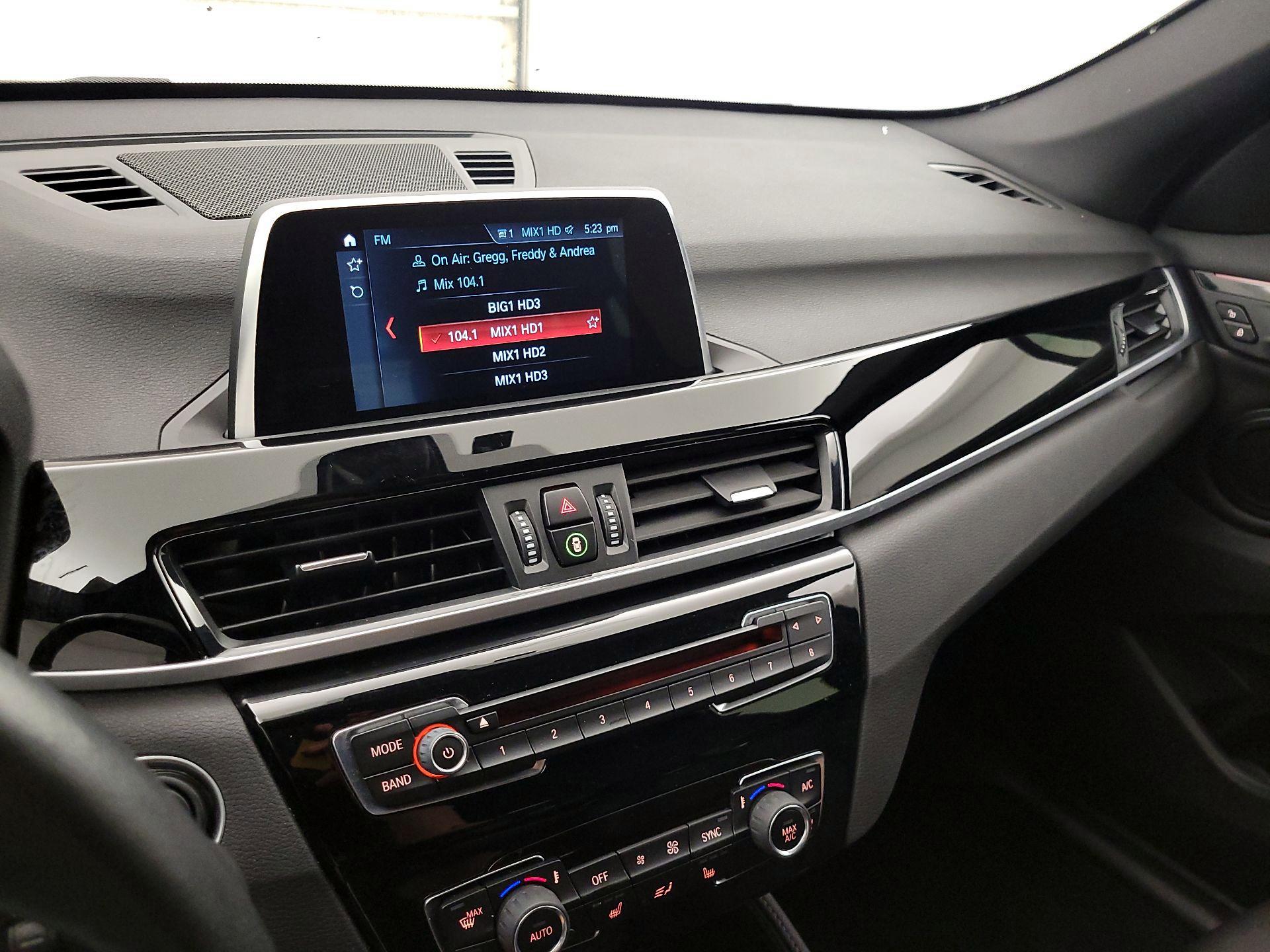 Thumbnail: 2019 BMW X1 - 16