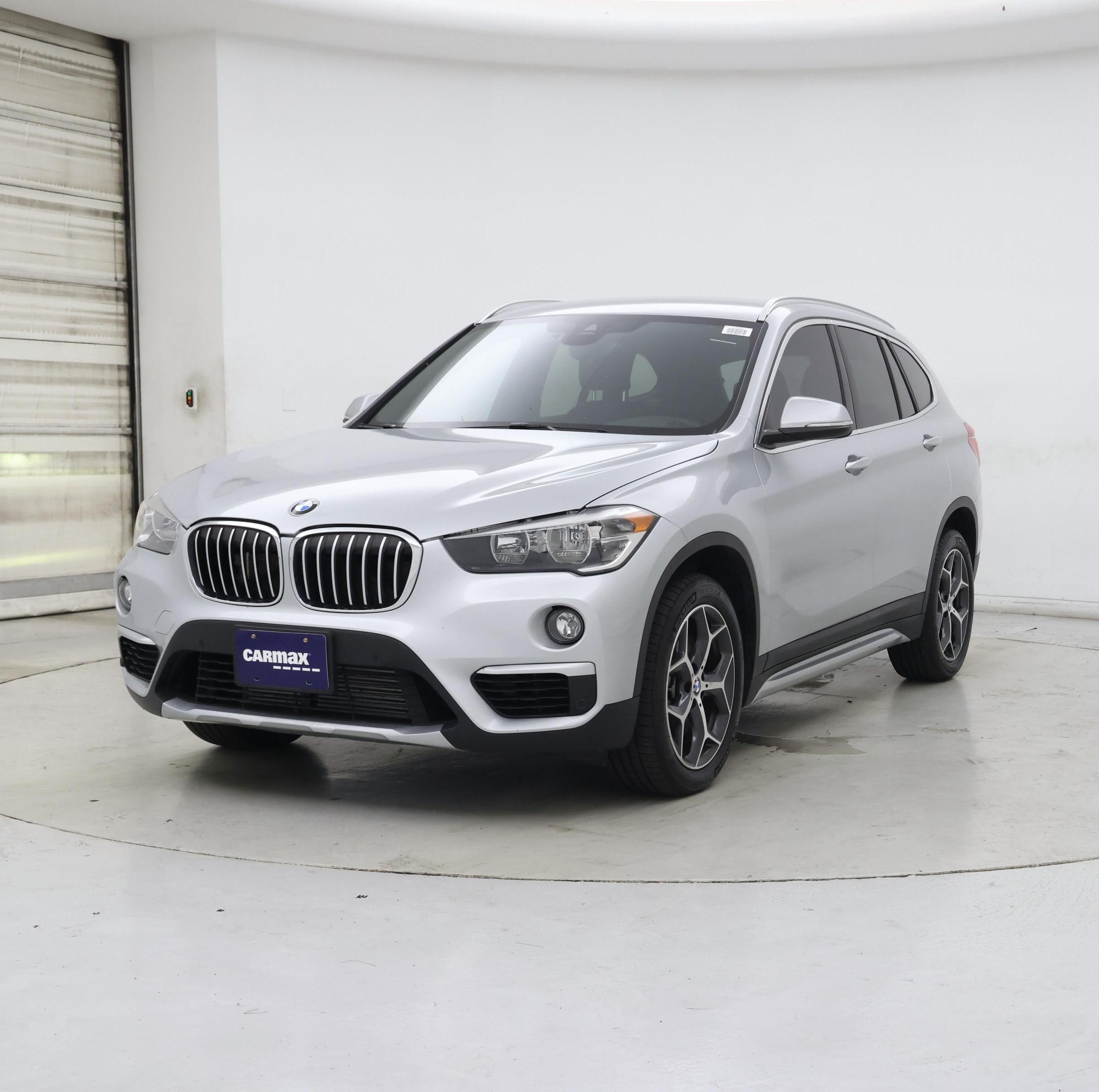 Thumbnail: 2019 BMW X1 - 4