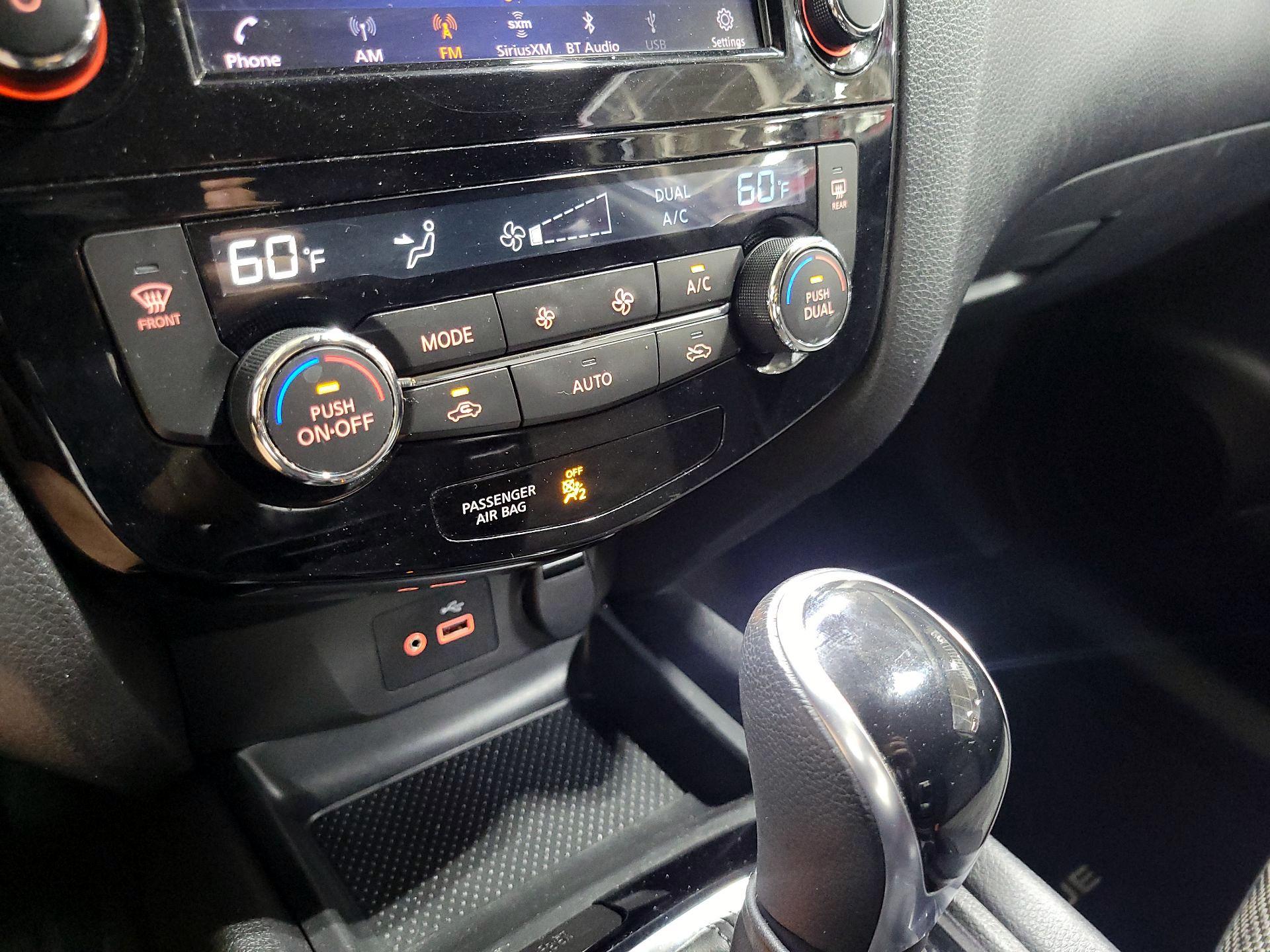 Thumbnail: 2020 Nissan Rogue Sport - 16