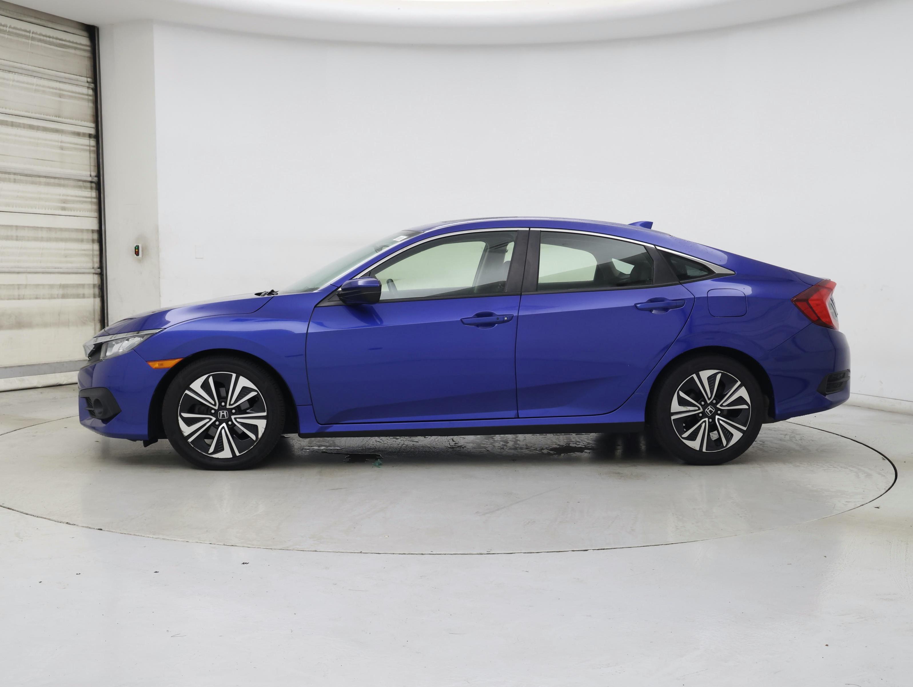 Thumbnail: 2018 Honda Civic - 3