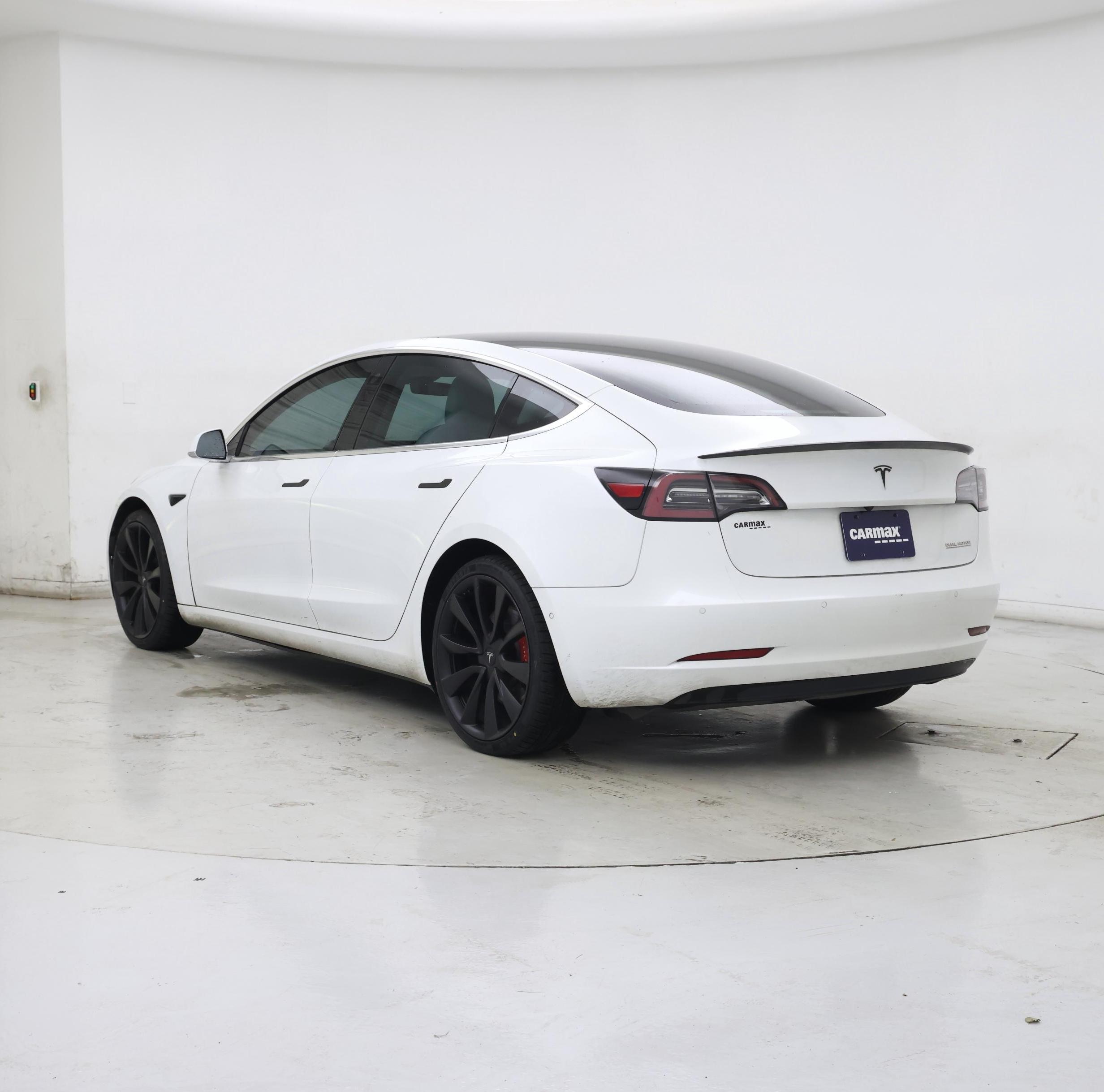 Thumbnail: 2020 Tesla Model 3 - 2