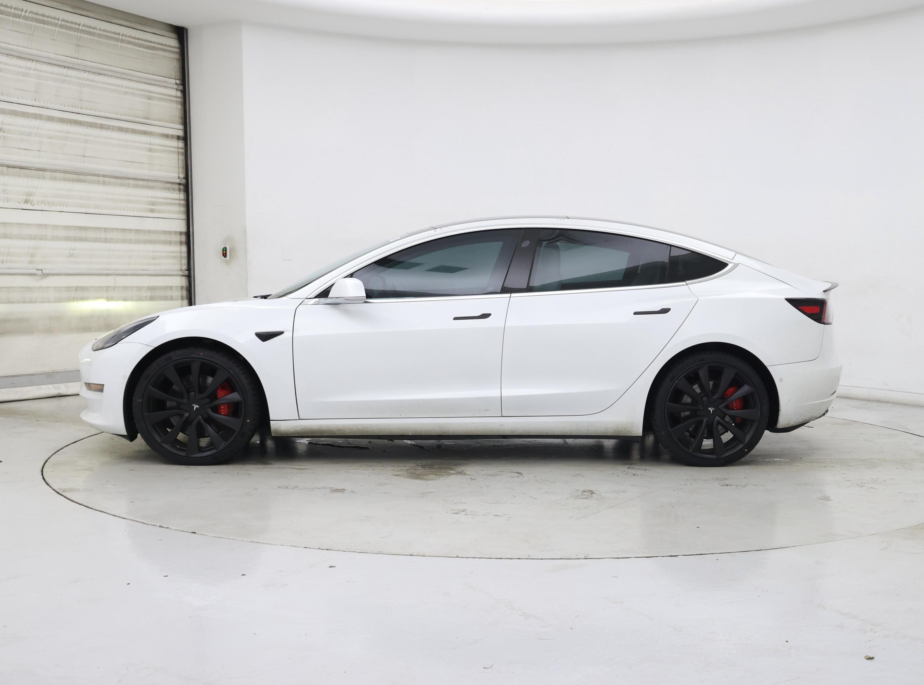 Thumbnail: 2020 Tesla Model 3 - 3