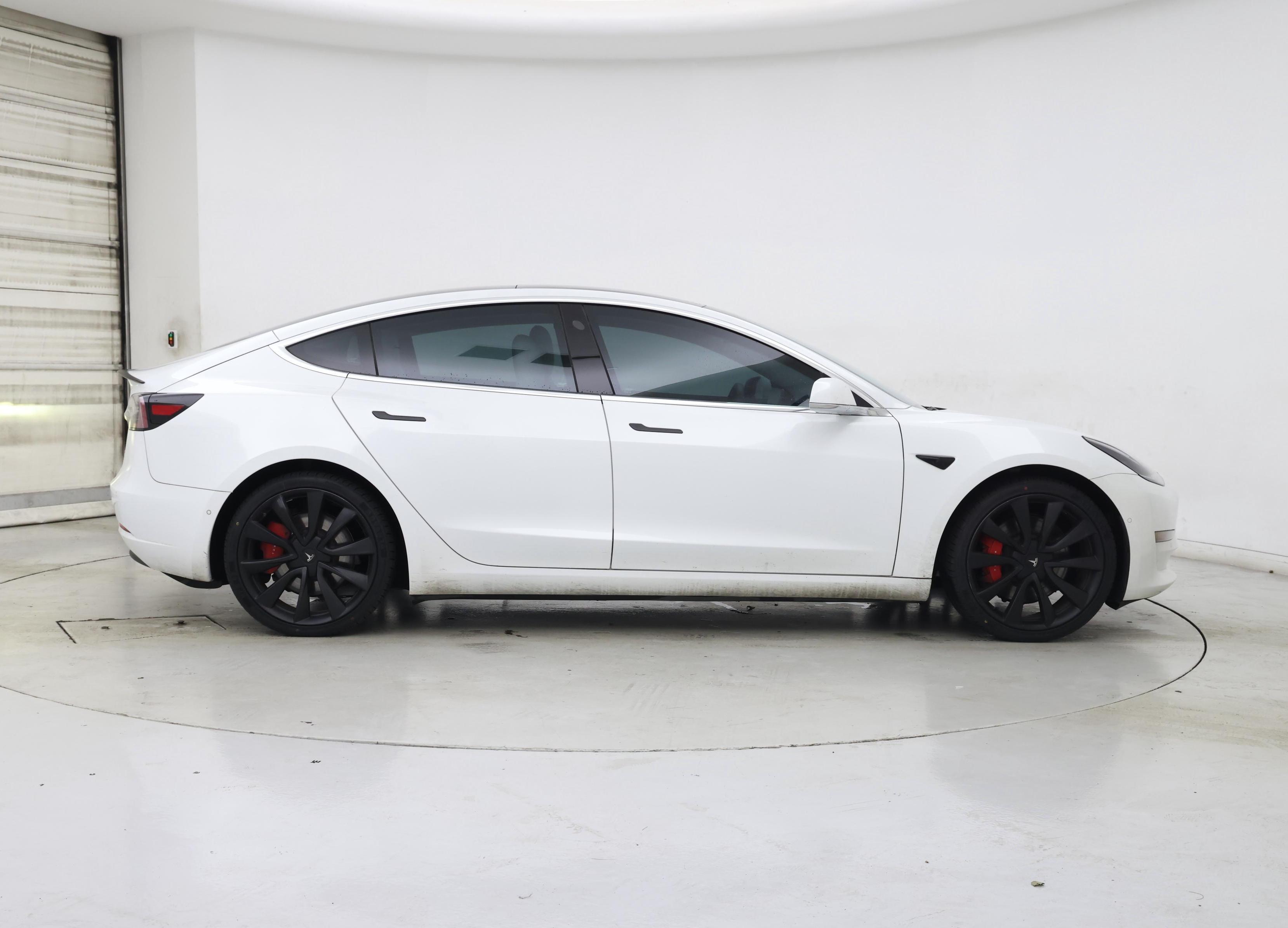 Thumbnail: 2020 Tesla Model 3 - 7