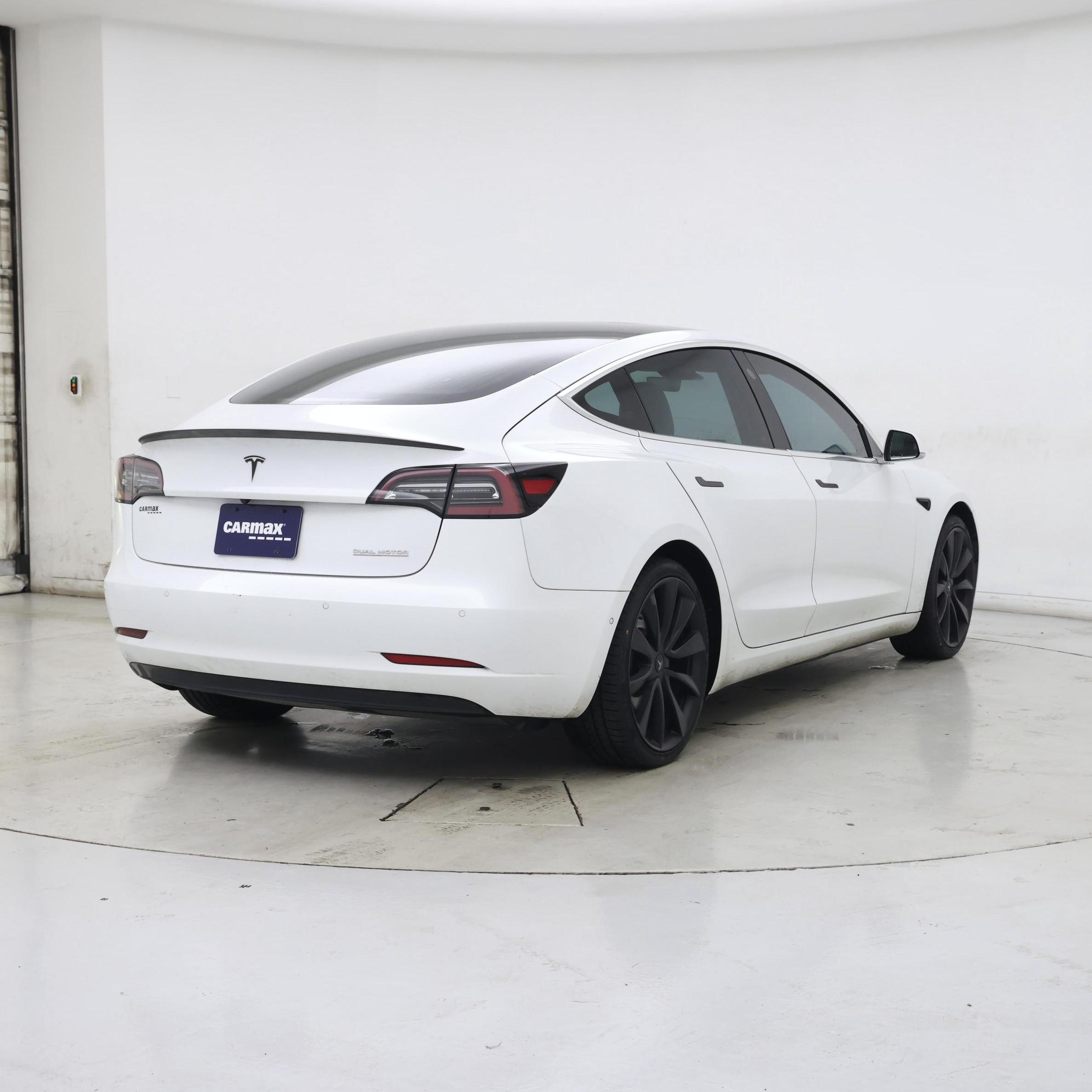 Thumbnail: 2020 Tesla Model 3 - 8