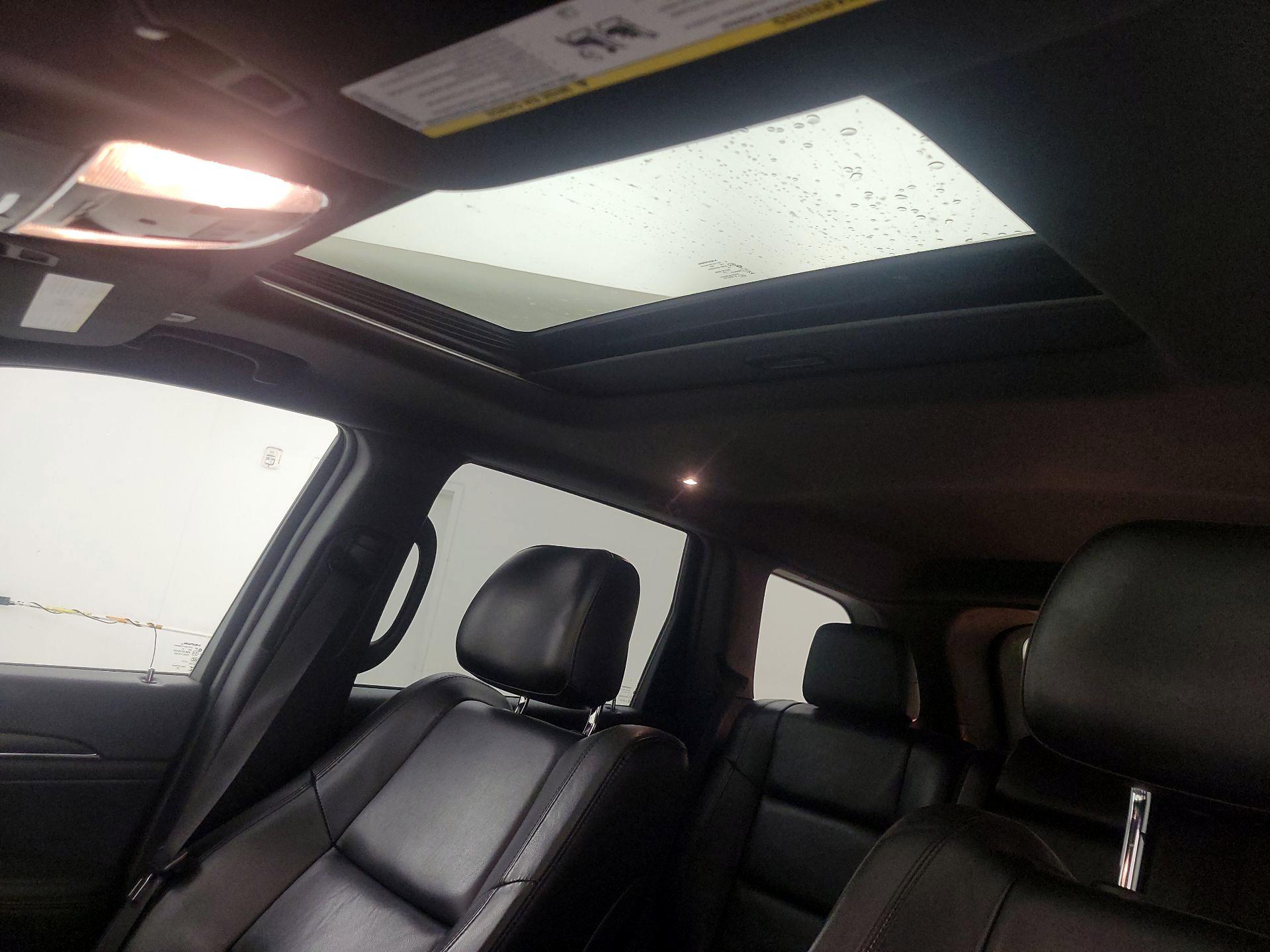 Thumbnail: 2018 Jeep Grand Cherokee - 20