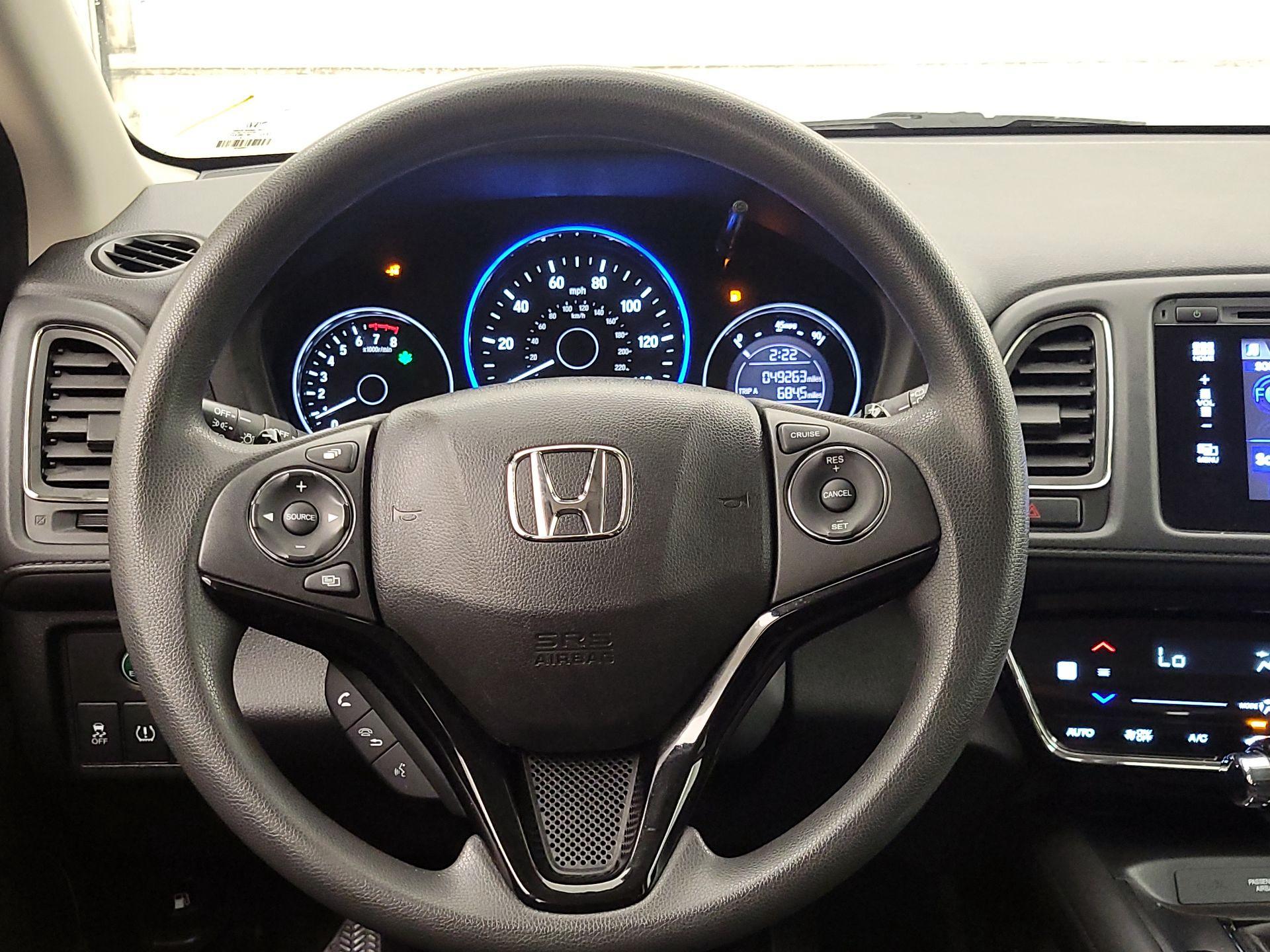 Thumbnail: 2016 Honda HR-V - 10