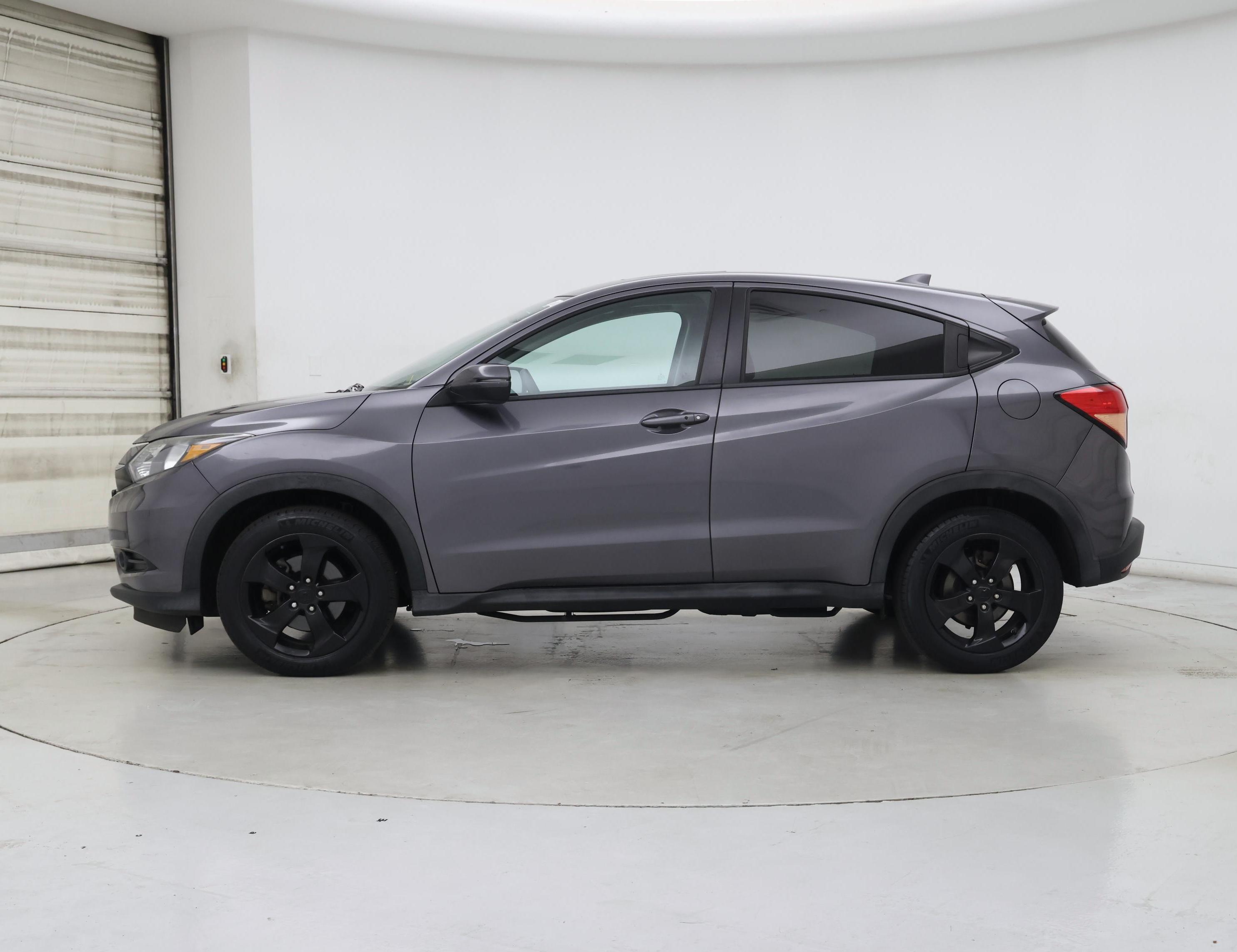 Thumbnail: 2016 Honda HR-V - 3