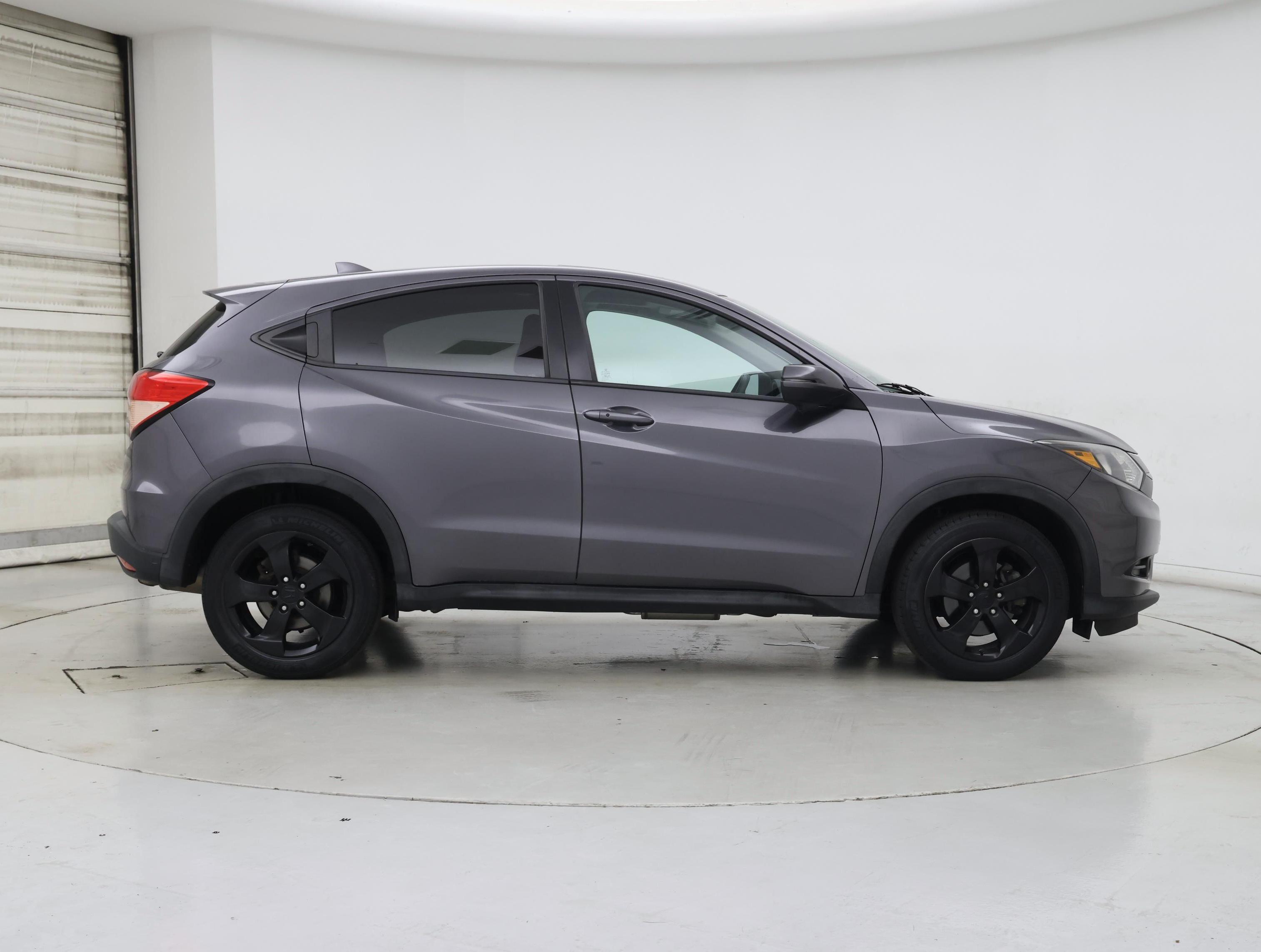 Thumbnail: 2016 Honda HR-V - 7