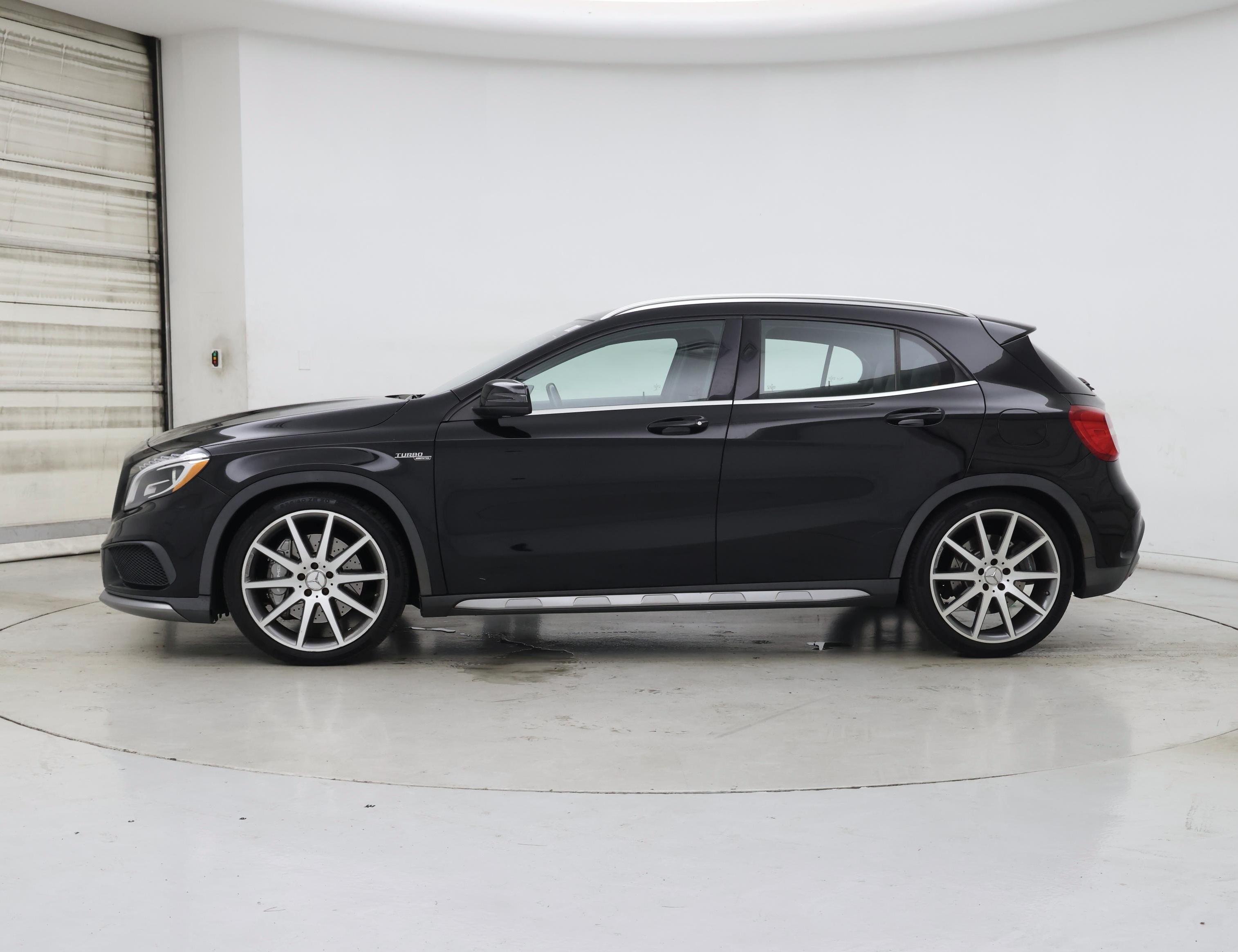 Thumbnail: 2015 Mercedes-Benz GLA - 3