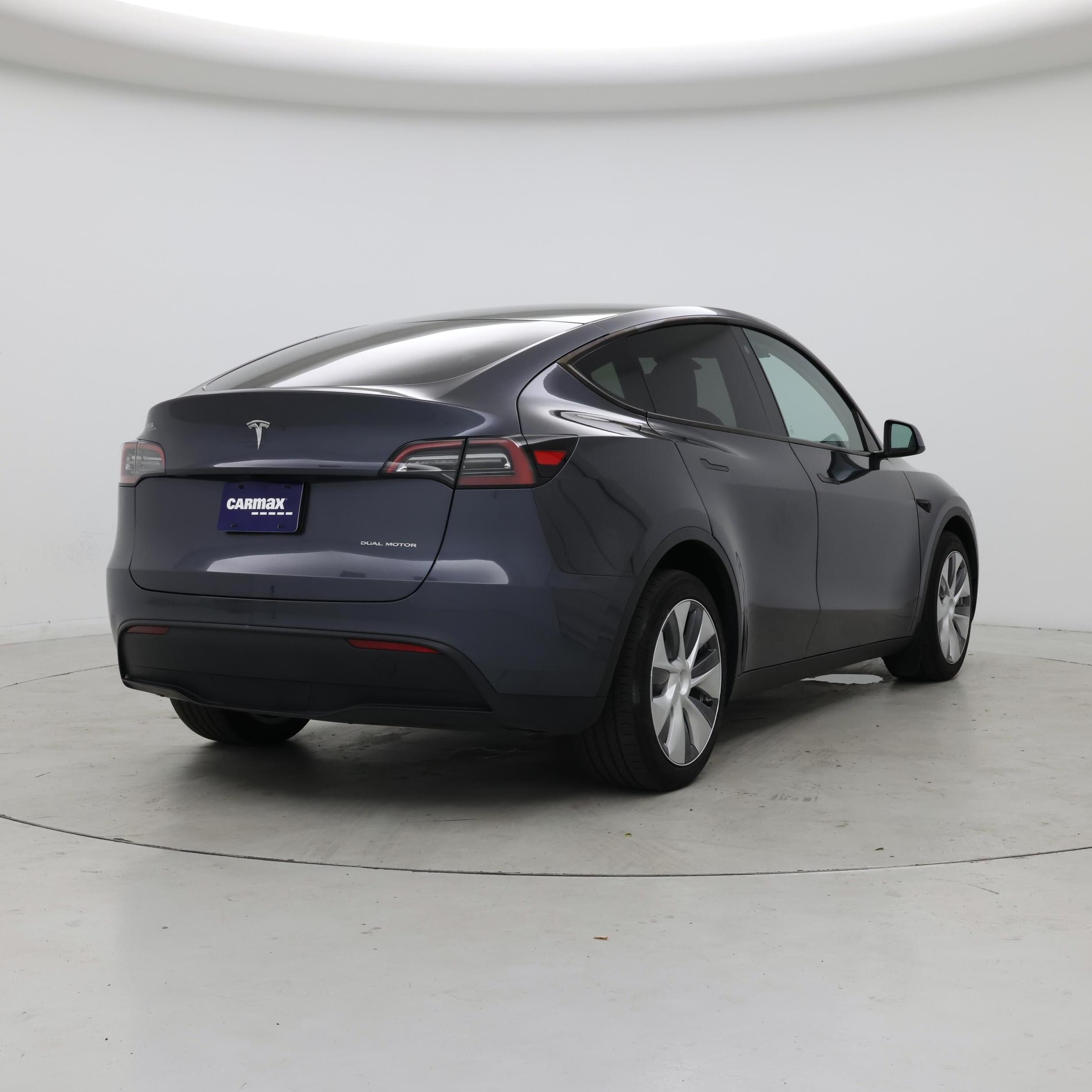 Thumbnail: 2023 Tesla Model Y - 8