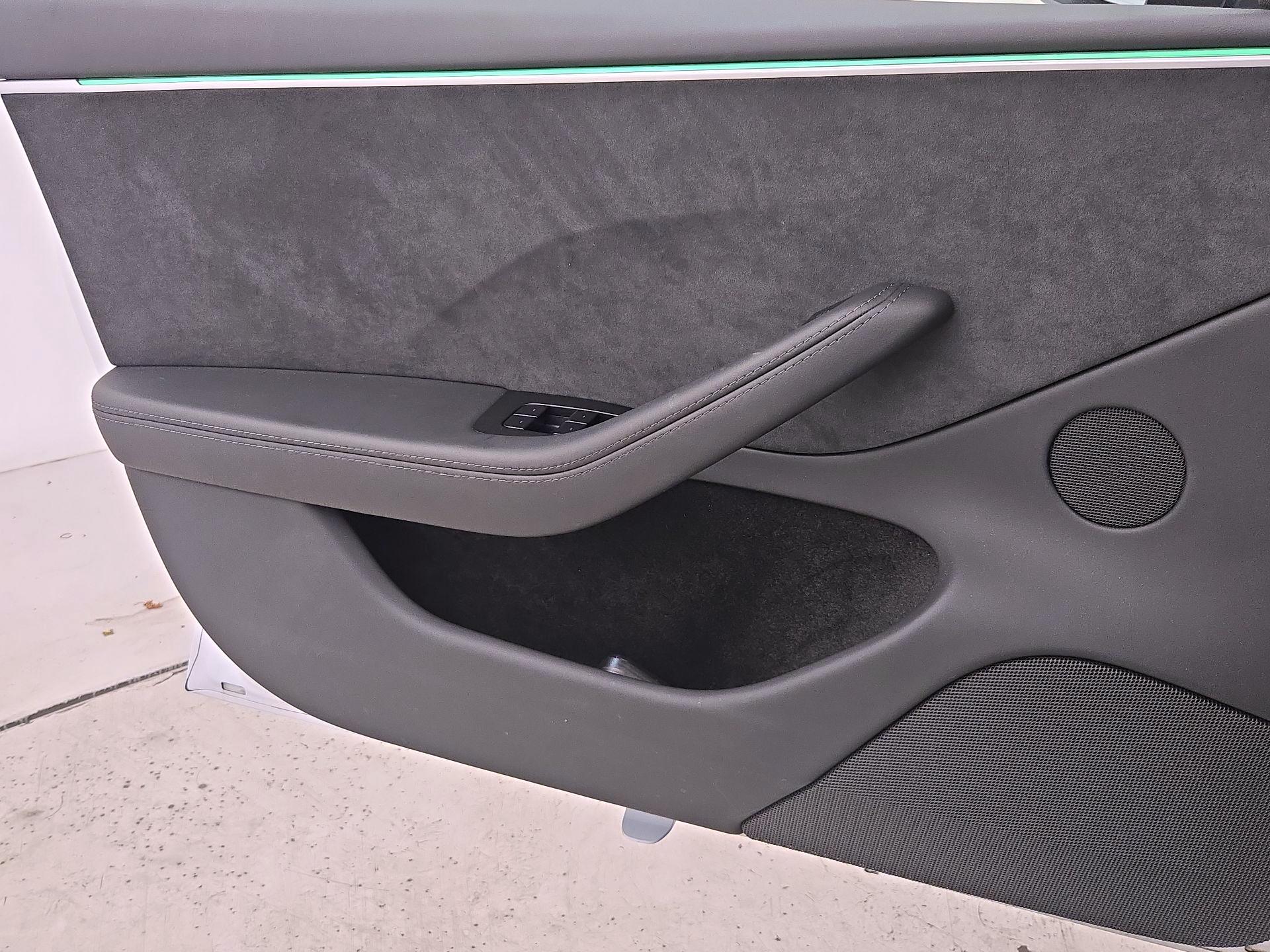 Thumbnail: 2025 Tesla Model 3 - 12
