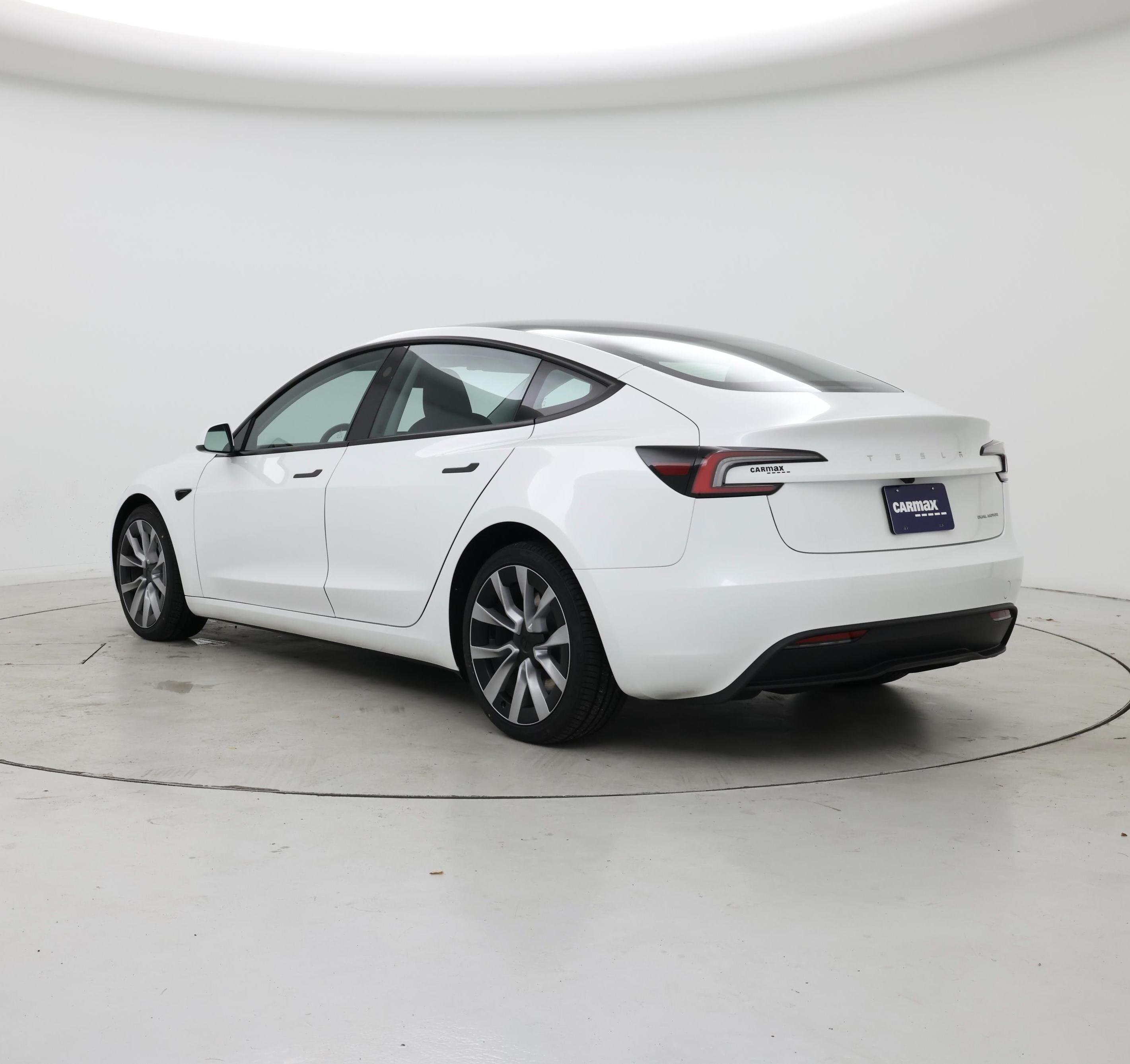 Thumbnail: 2025 Tesla Model 3 - 2