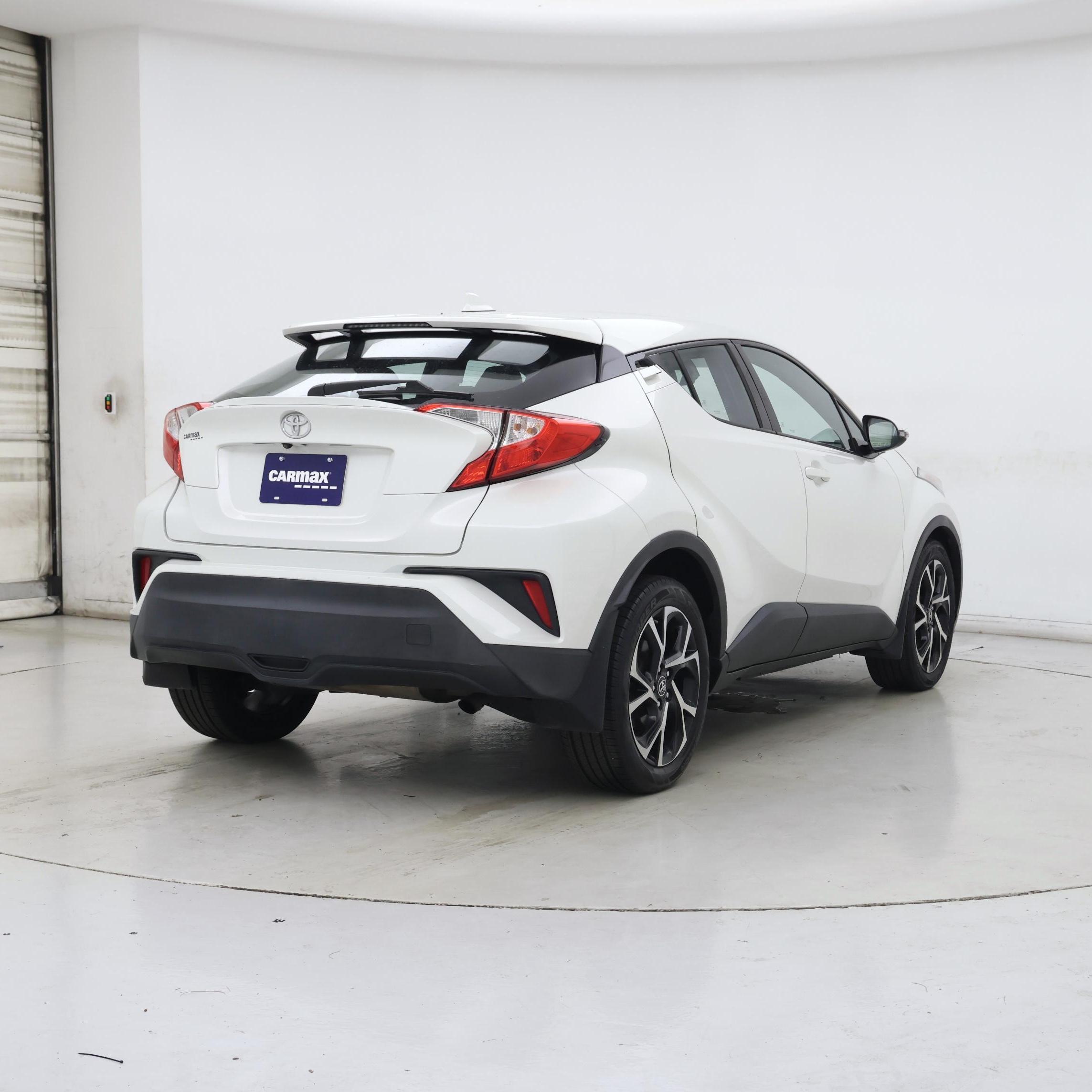 Thumbnail: 2018 Toyota C-HR - 8
