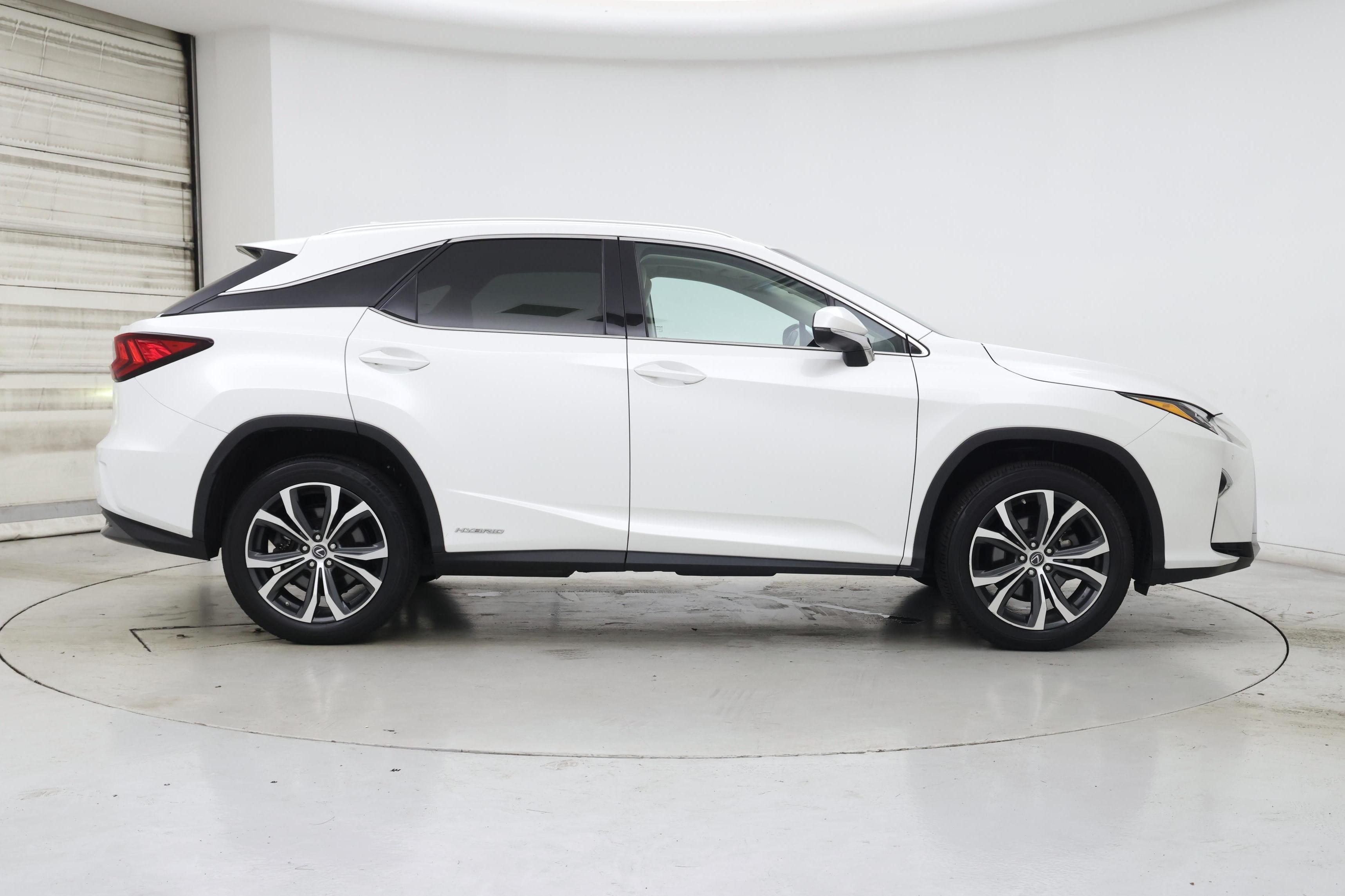 Thumbnail: 2018 Lexus RX - 7
