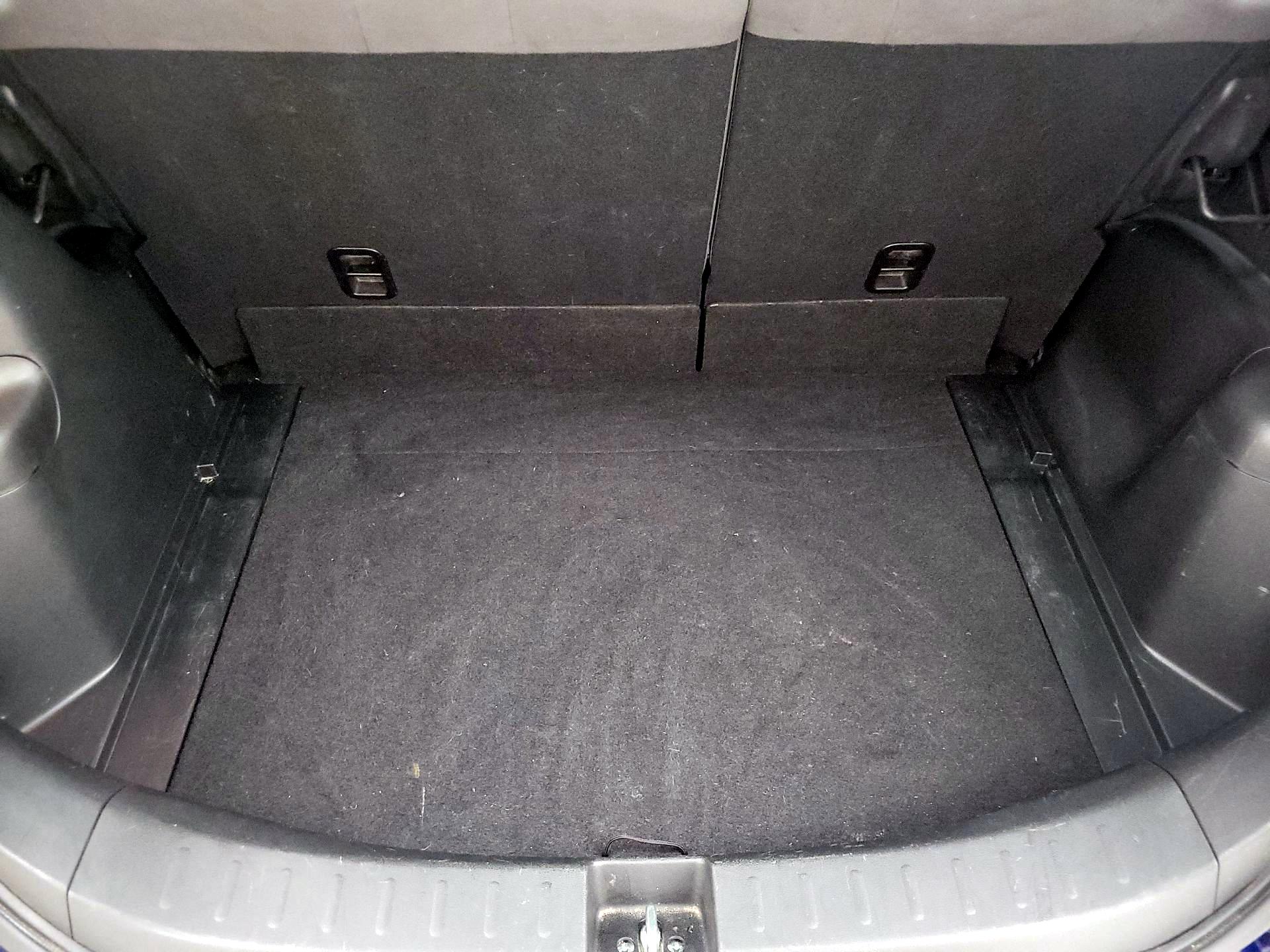 Thumbnail: 2013 Honda Fit - 18