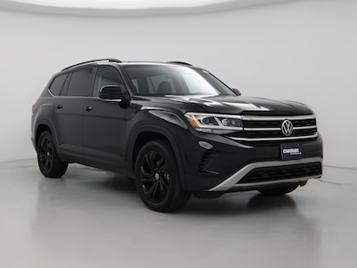 Black 2023 Volkswagen Atlas SE w/Tech