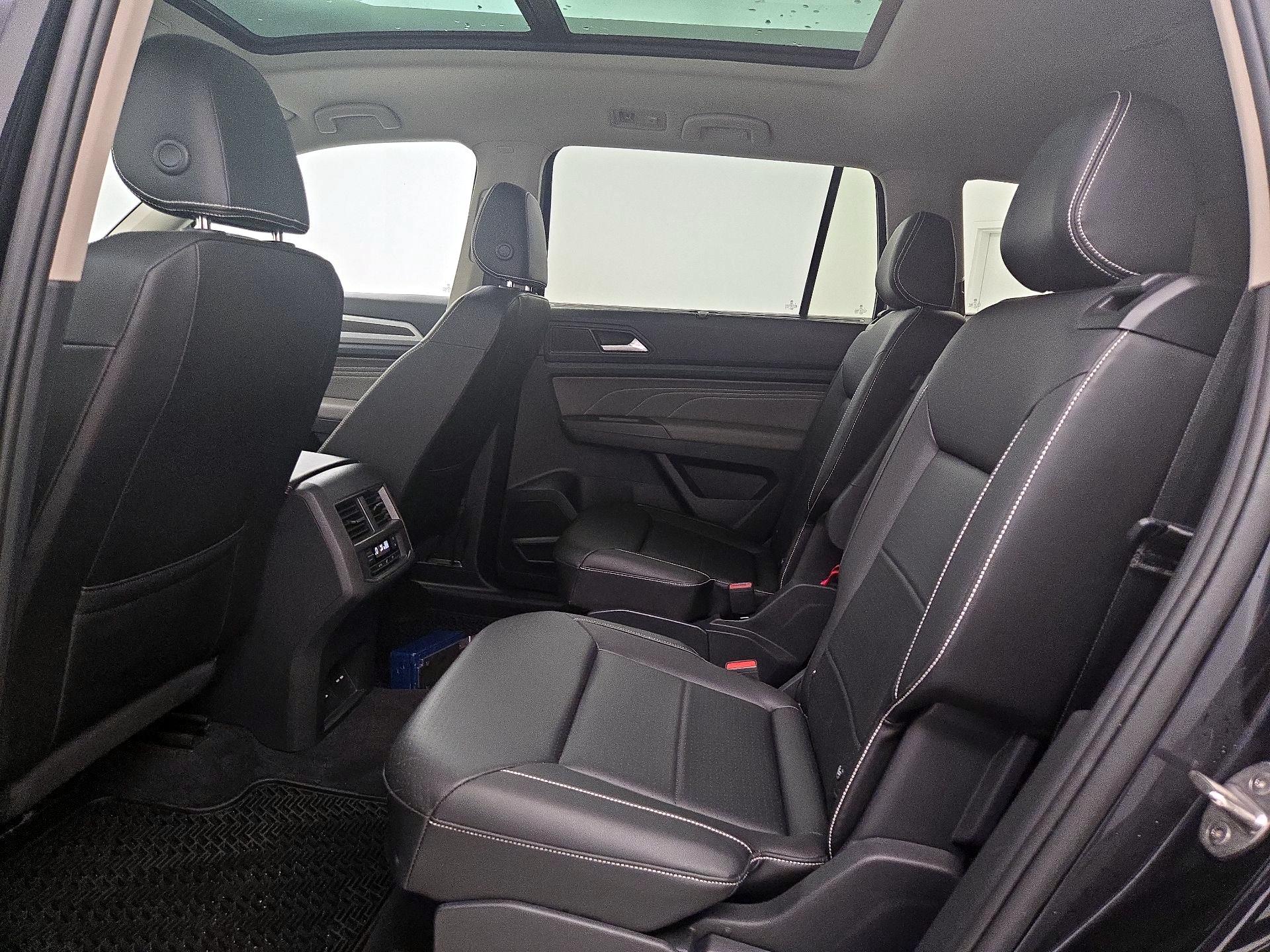 Thumbnail: 2023 Volkswagen Atlas - 20