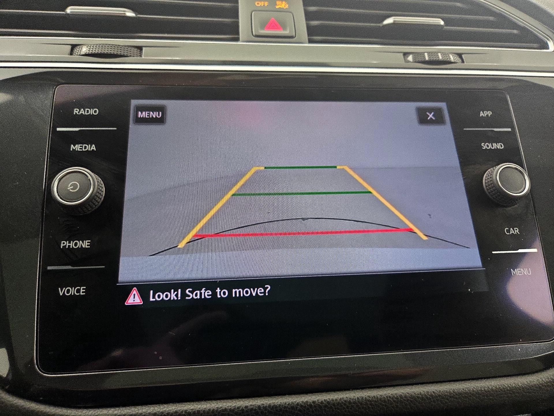 Thumbnail: 2020 Volkswagen Tiguan - 14