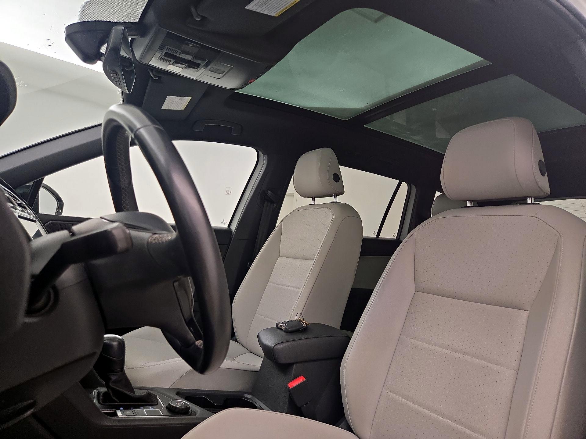 Thumbnail: 2020 Volkswagen Tiguan - 19