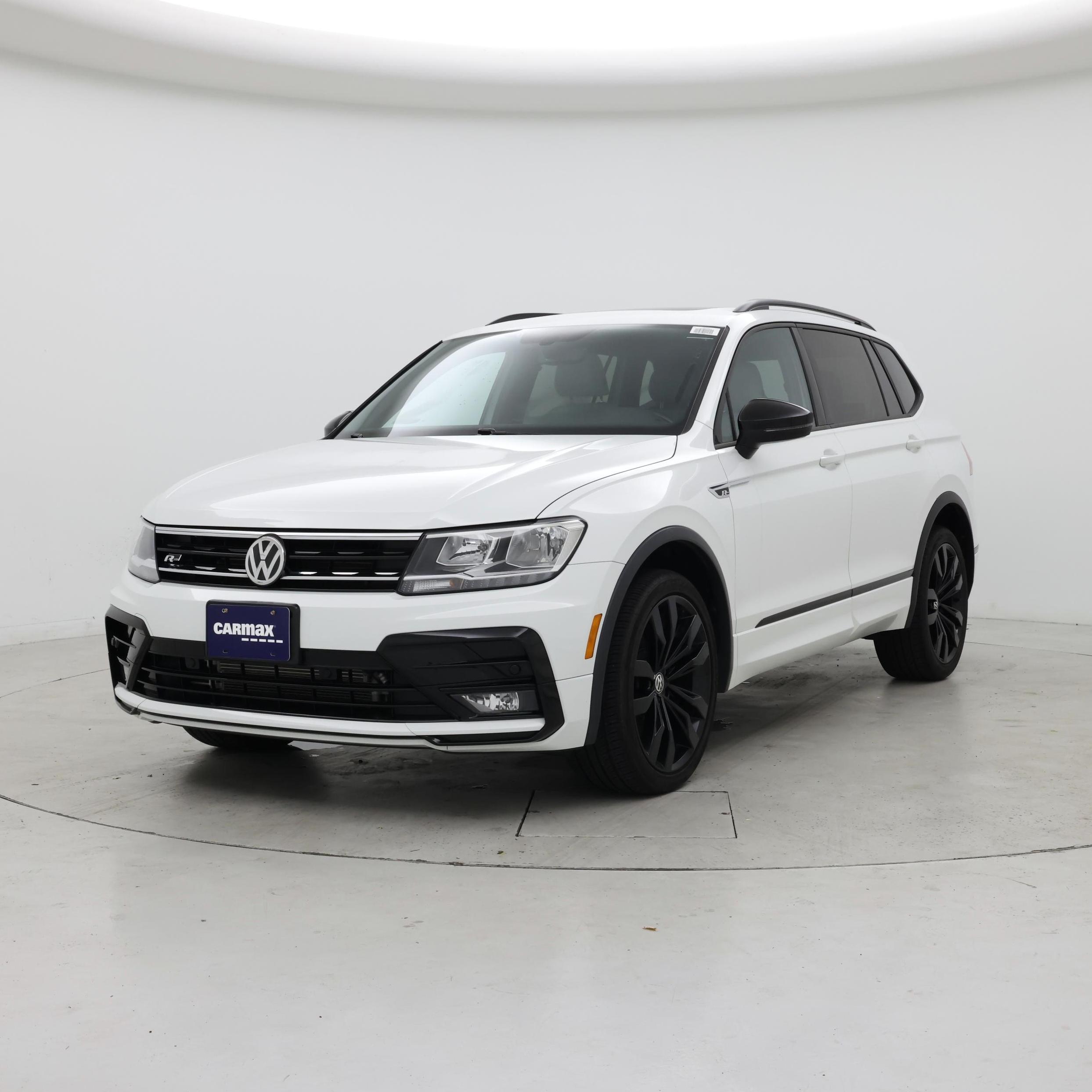 Thumbnail: 2020 Volkswagen Tiguan - 4