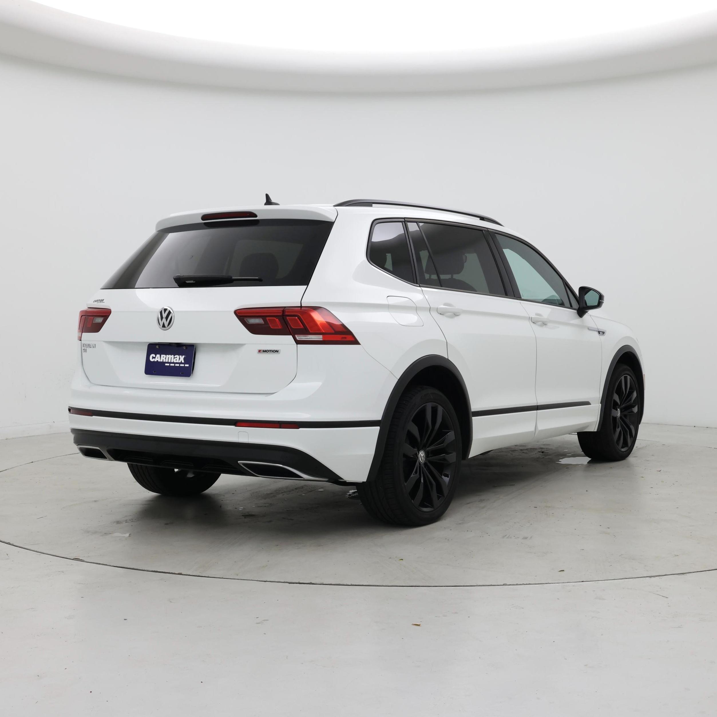 Thumbnail: 2020 Volkswagen Tiguan - 8