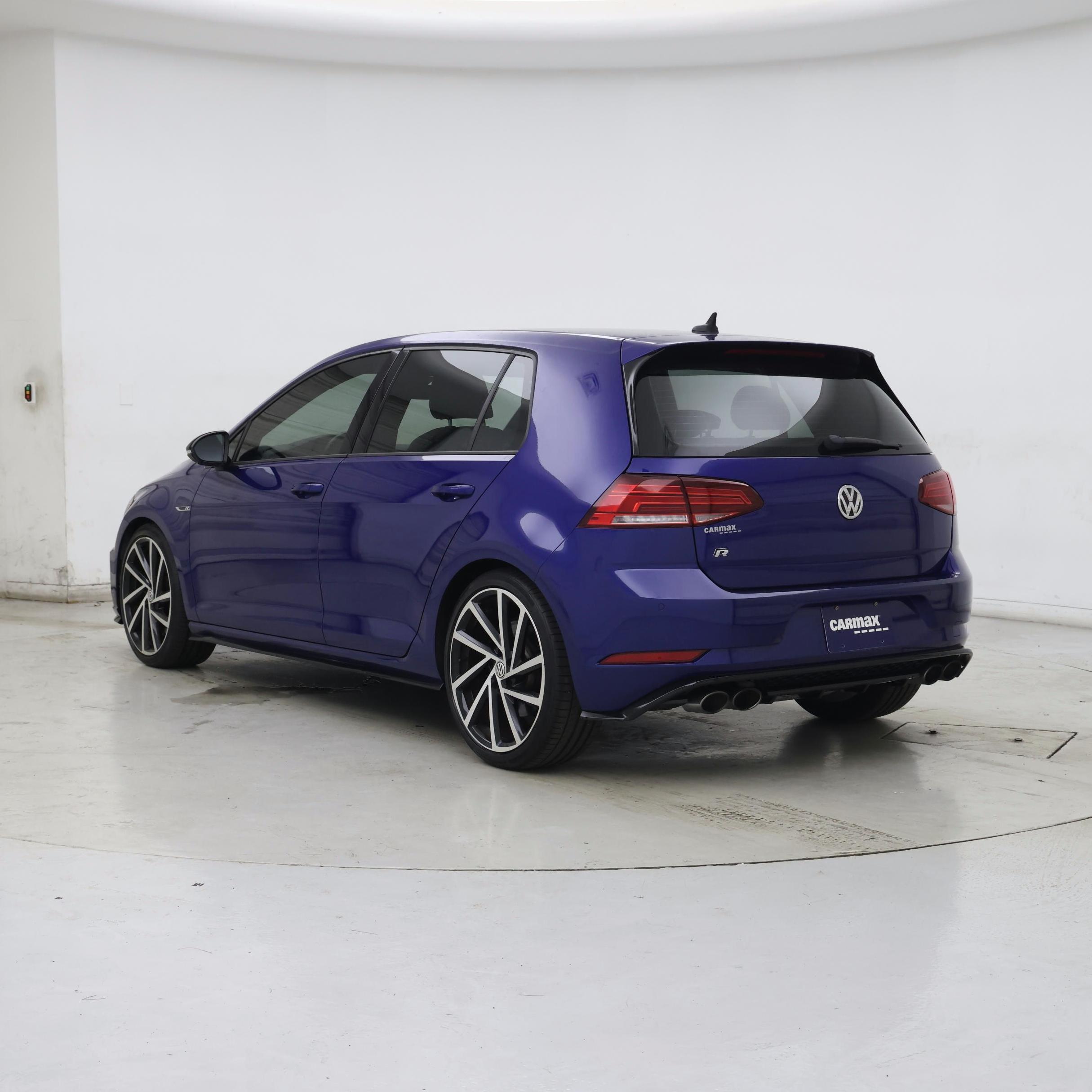 Thumbnail: 2018 Volkswagen Golf - 2