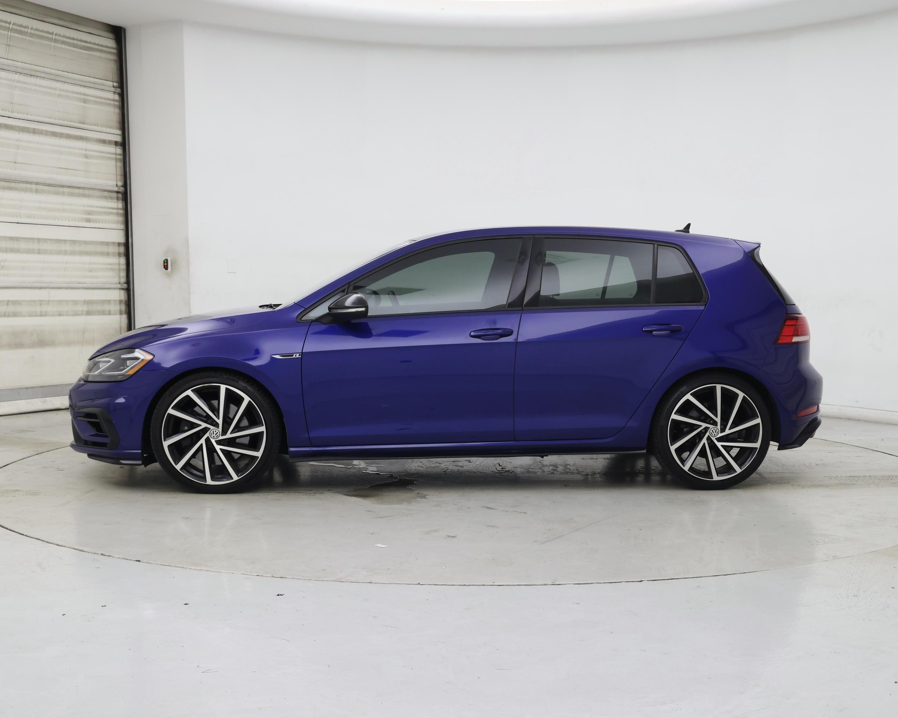 Thumbnail: 2018 Volkswagen Golf - 3