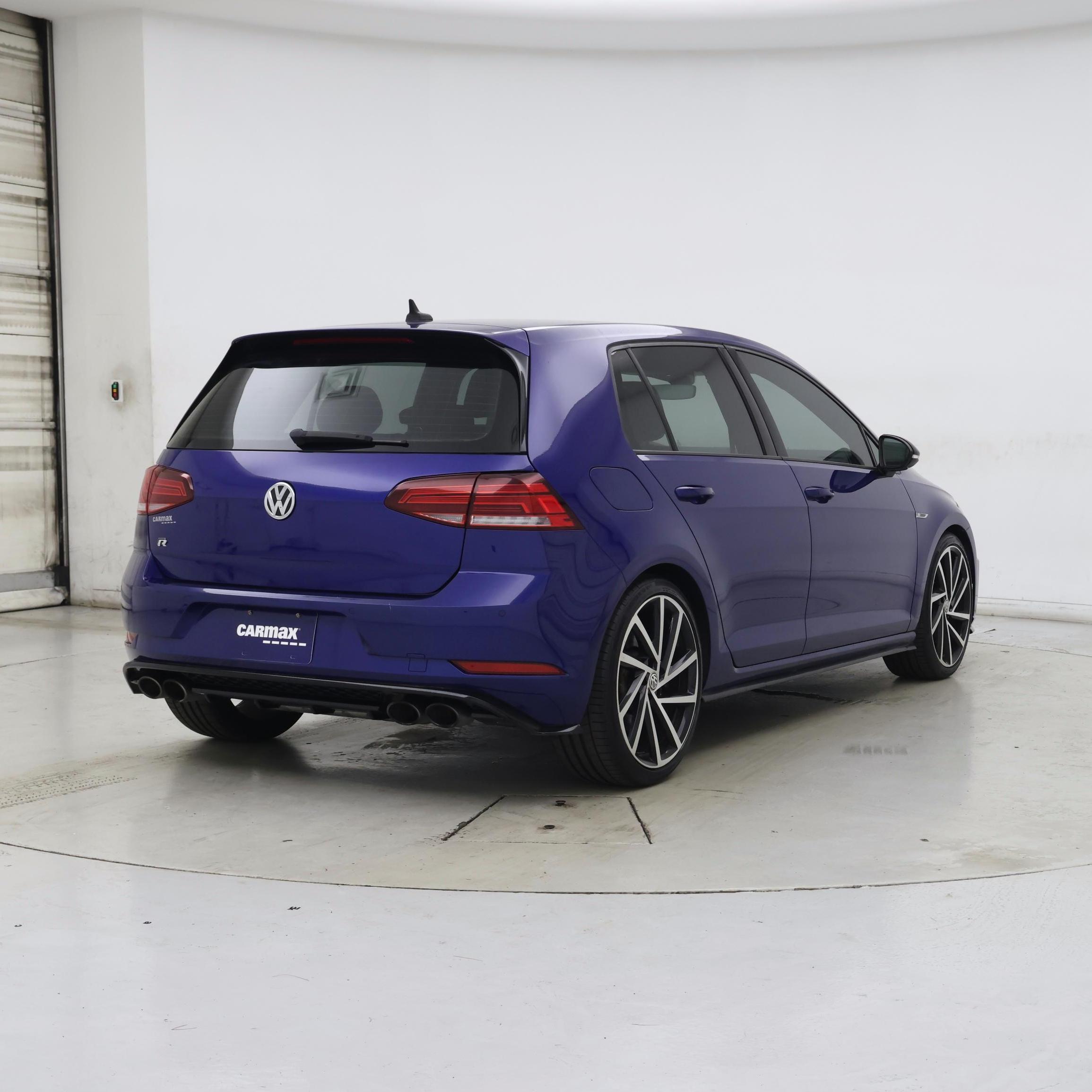 Thumbnail: 2018 Volkswagen Golf - 8