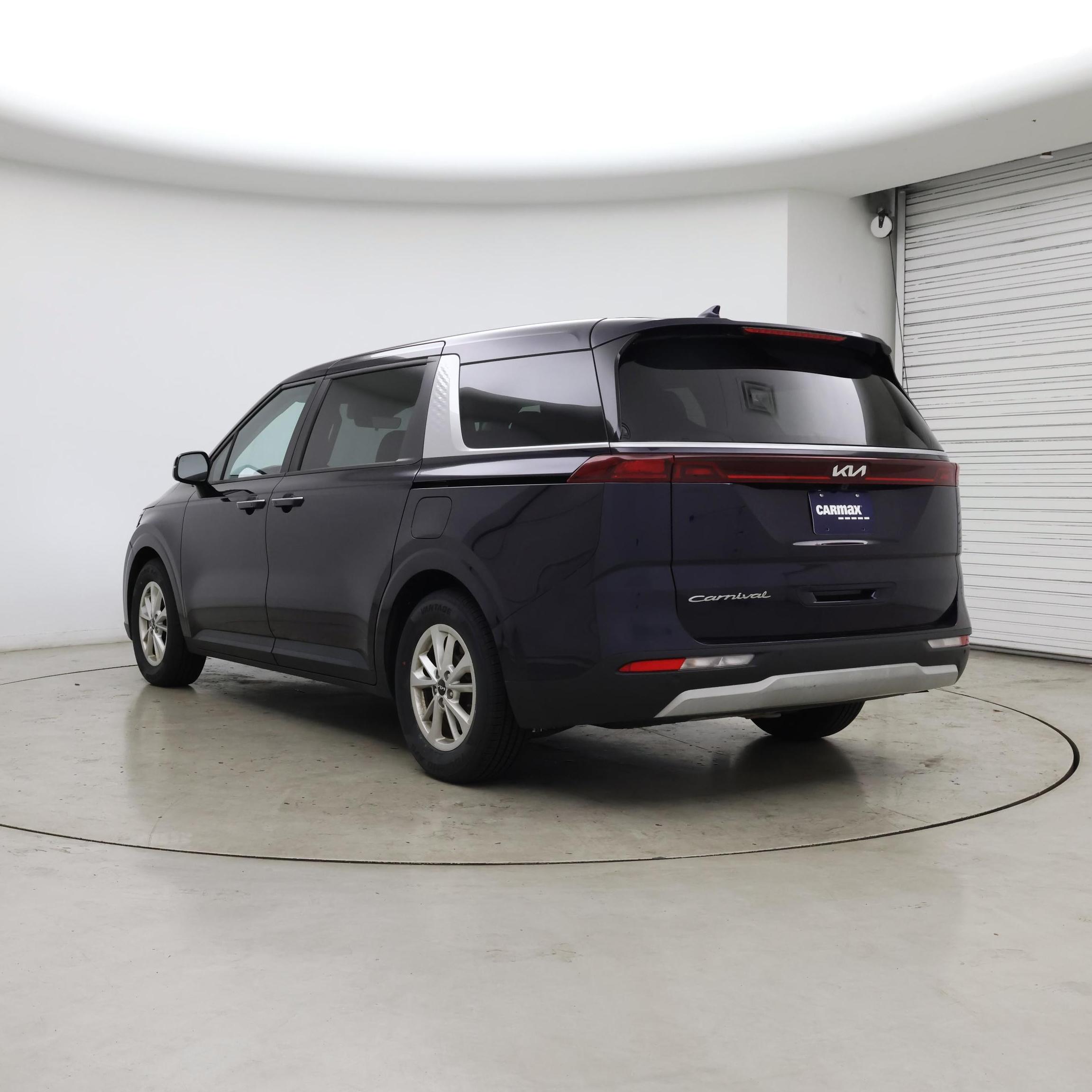 Thumbnail: 2022 Kia Carnival - 2