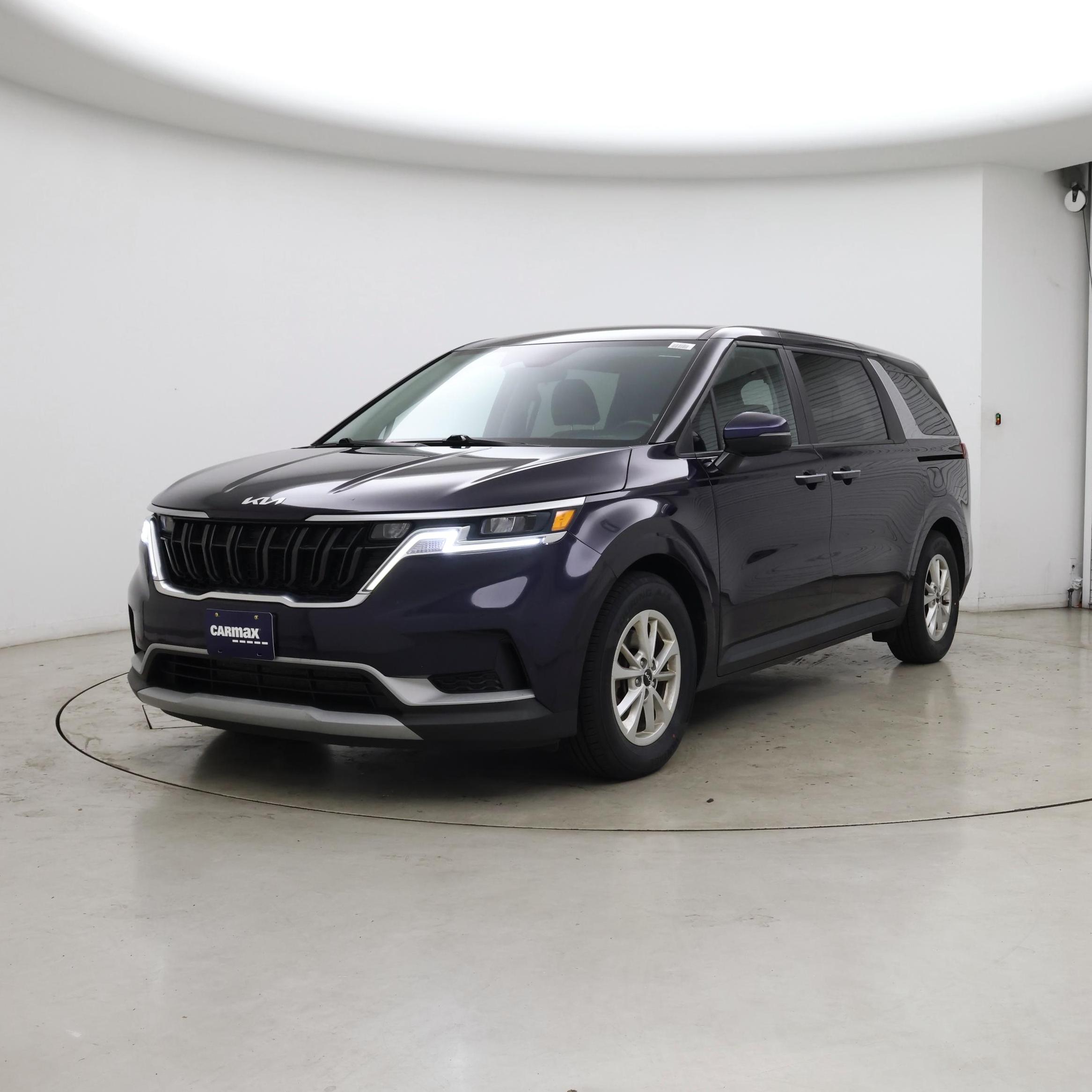 Thumbnail: 2022 Kia Carnival - 4