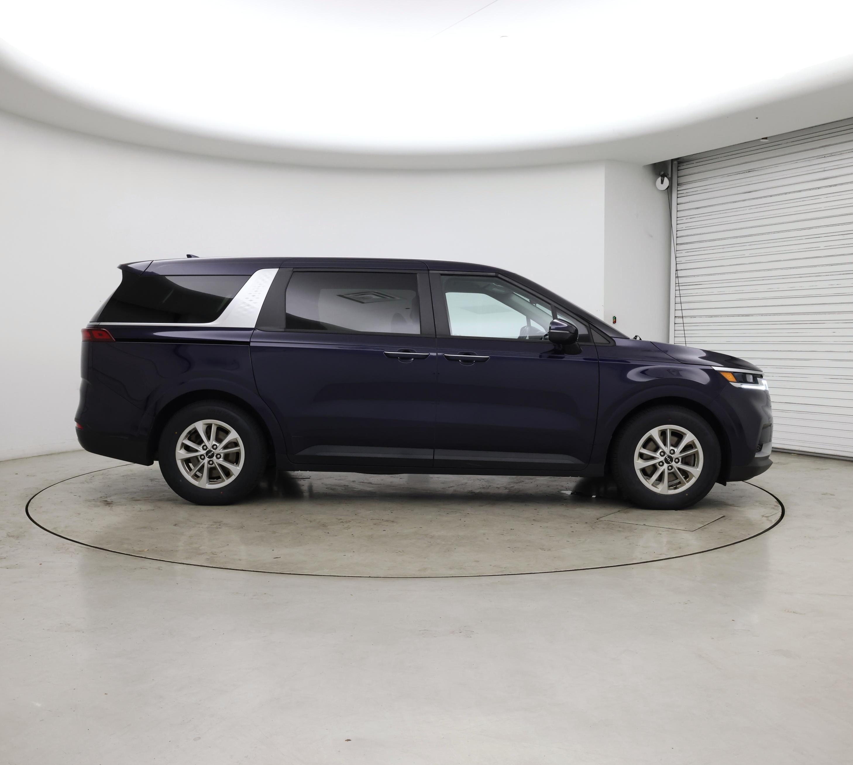 Thumbnail: 2022 Kia Carnival - 7