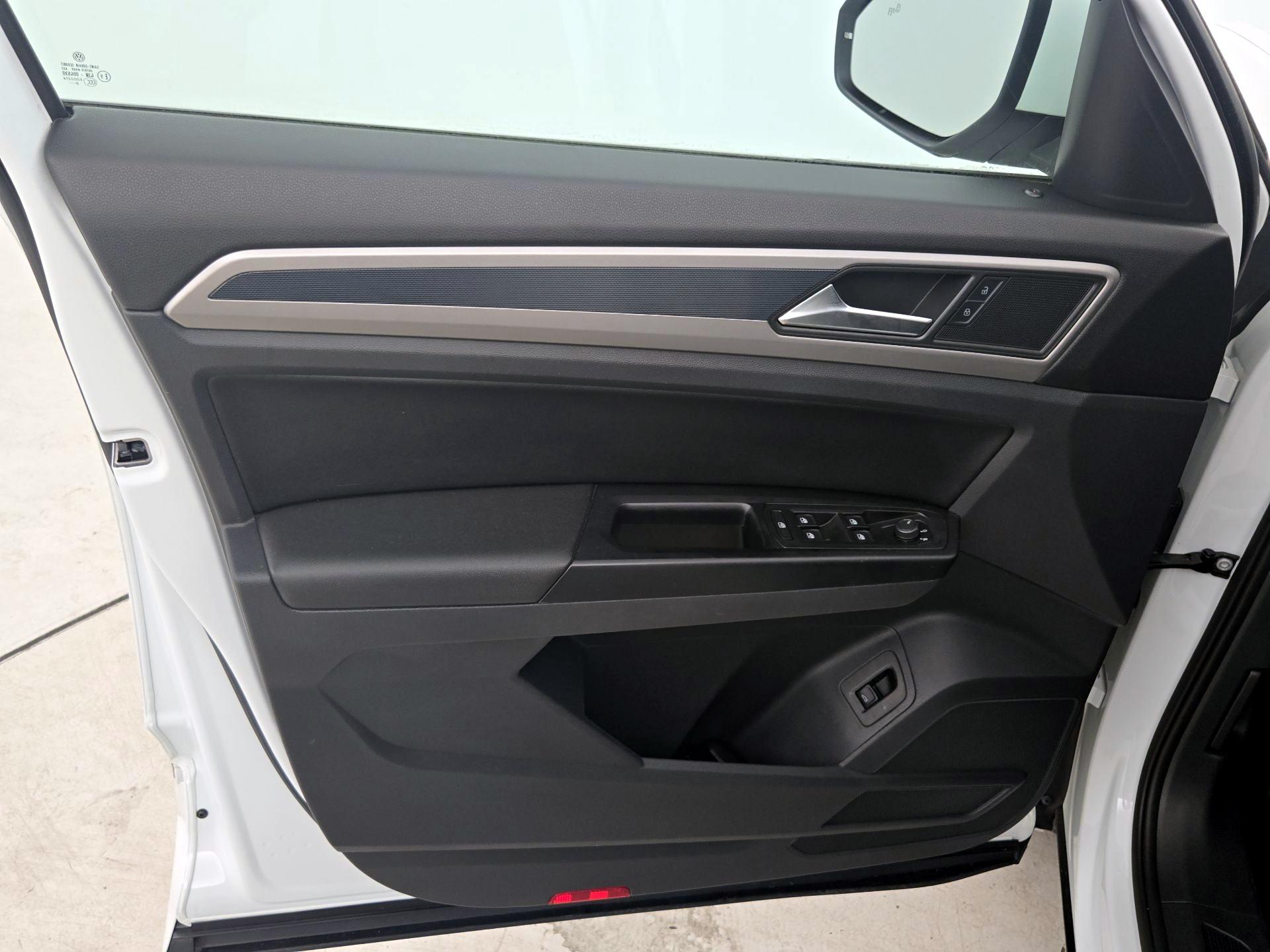 Thumbnail: 2020 Volkswagen Atlas - 12