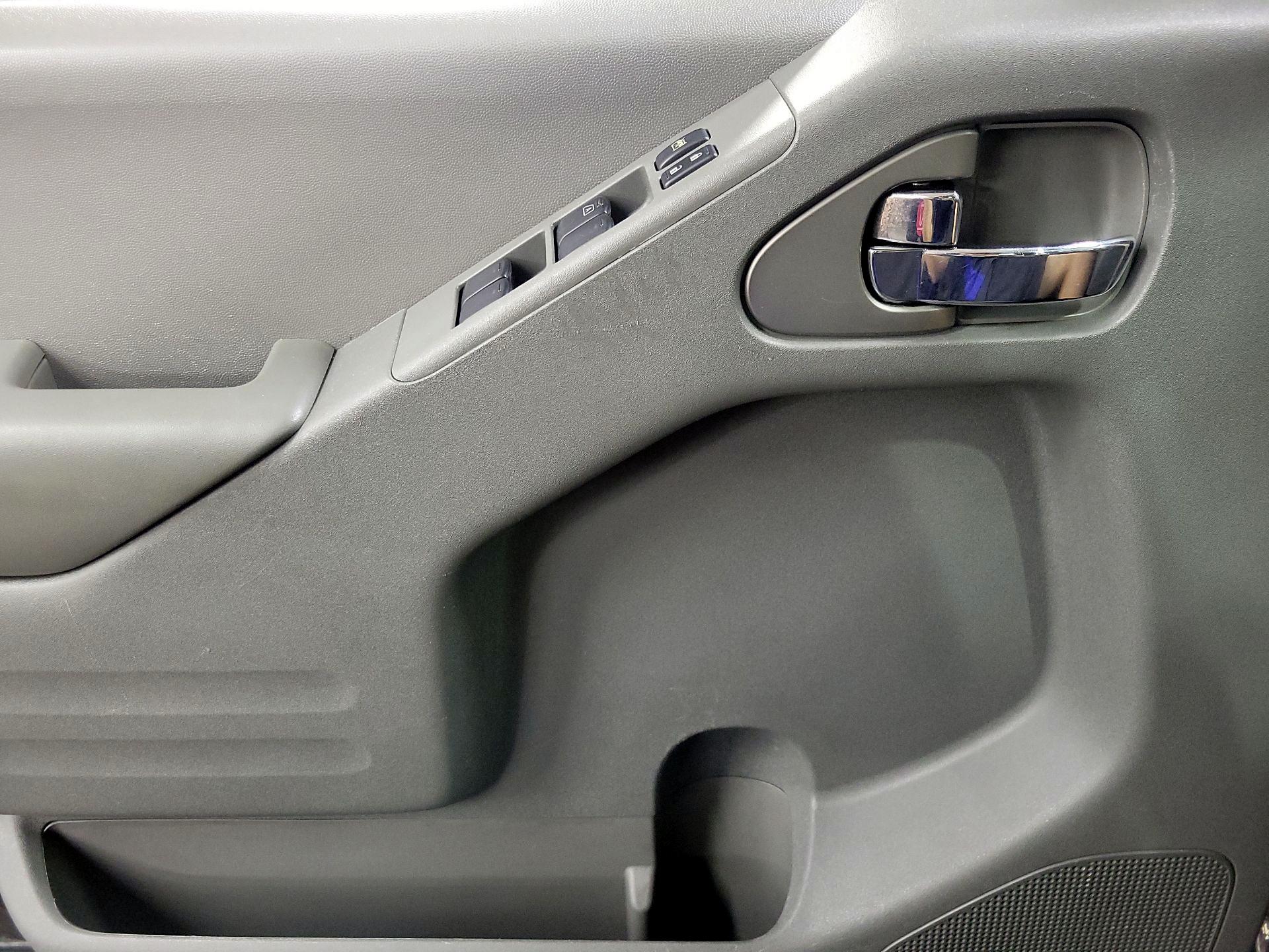 Thumbnail: 2019 Nissan Frontier - 12
