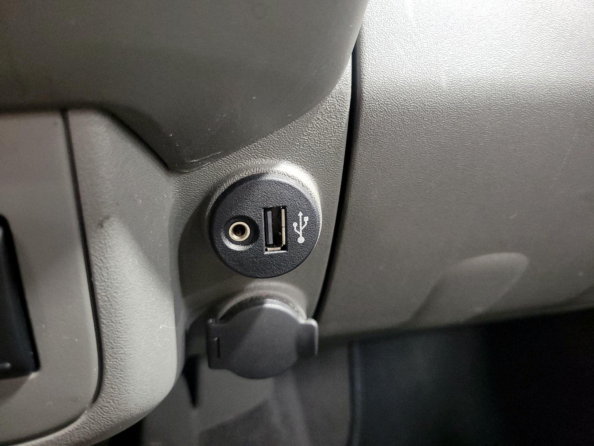 Thumbnail: 2019 Nissan Frontier - 18