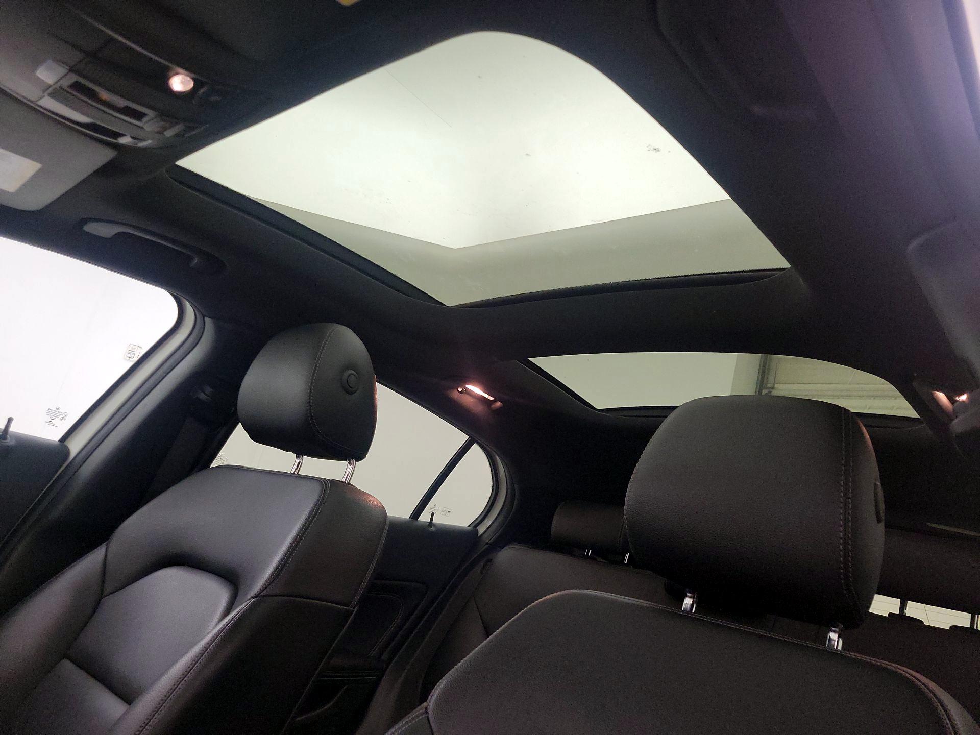 Thumbnail: 2016 Mercedes-Benz GLA - 19
