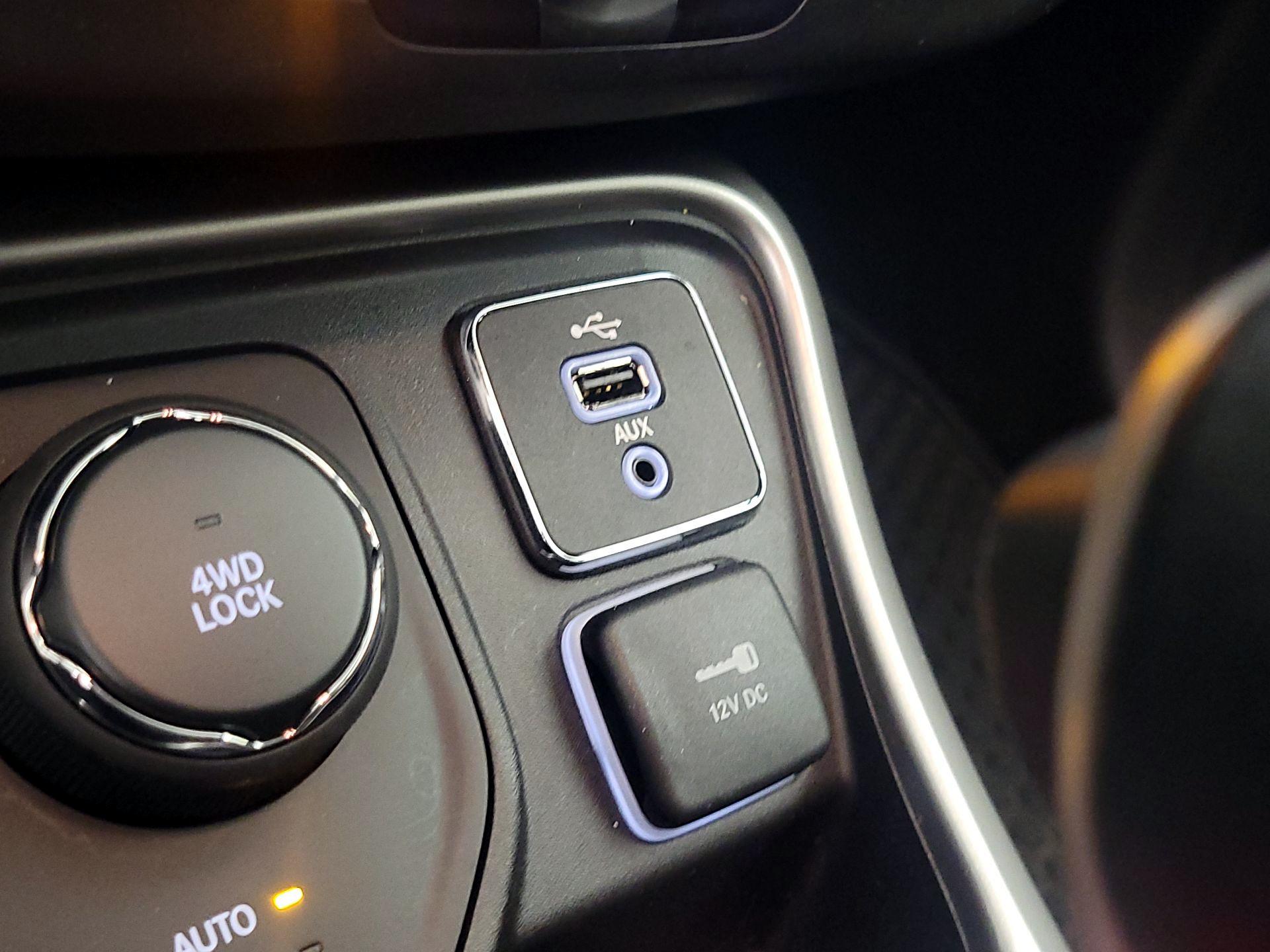 Thumbnail: 2019 Jeep Compass - 18