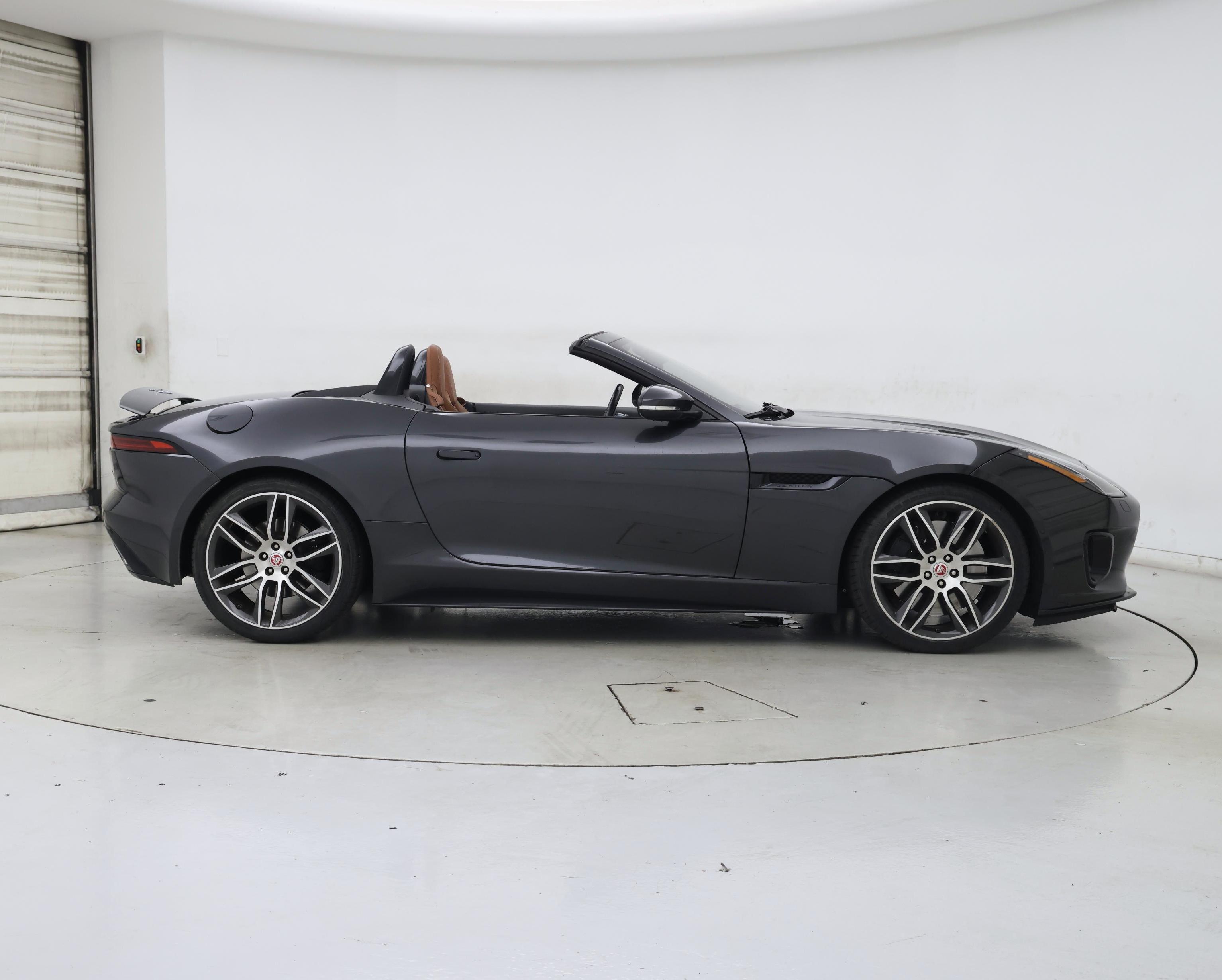 Thumbnail: 2018 Jaguar F-Type - 7