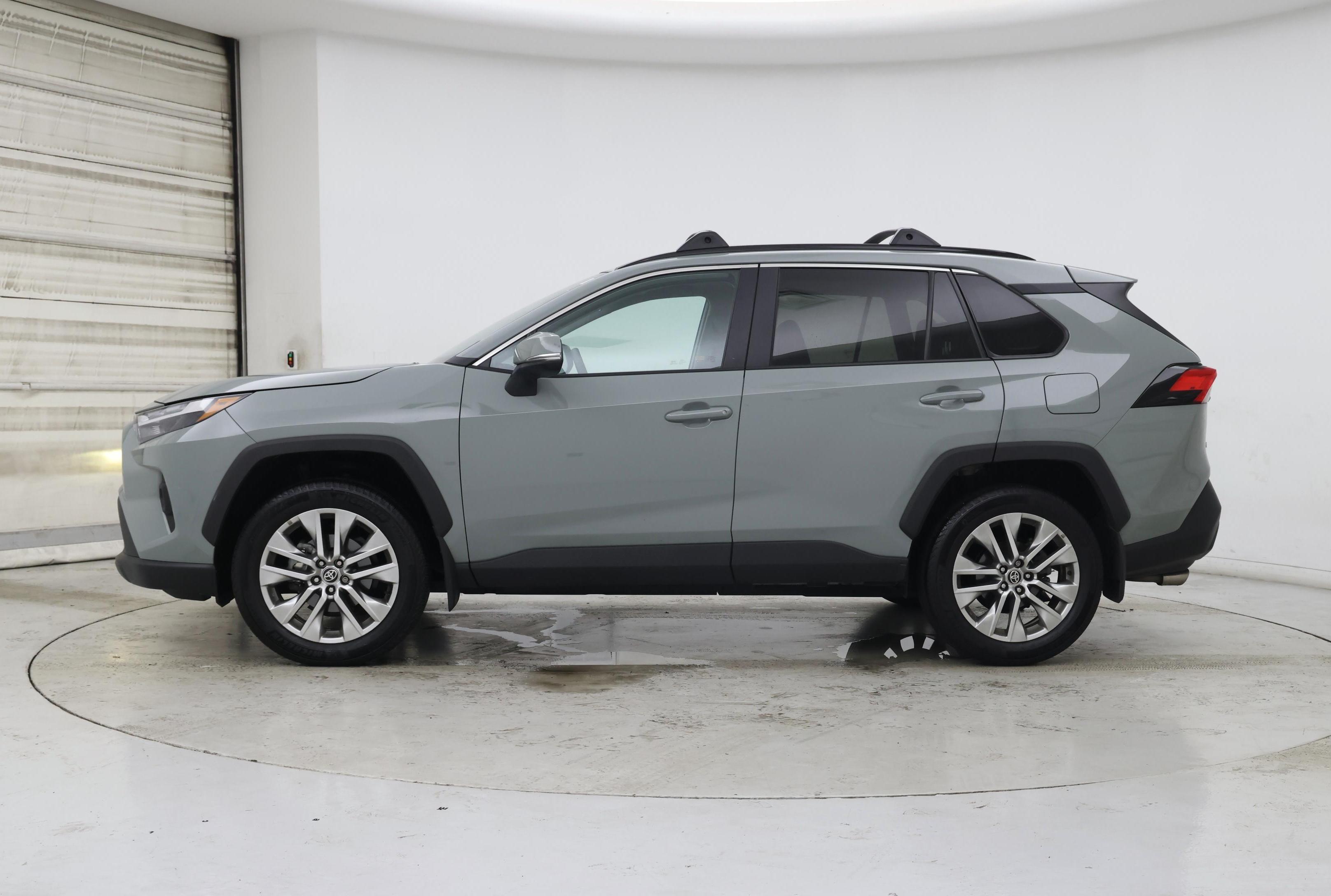 Thumbnail: 2023 Toyota RAV4 - 3