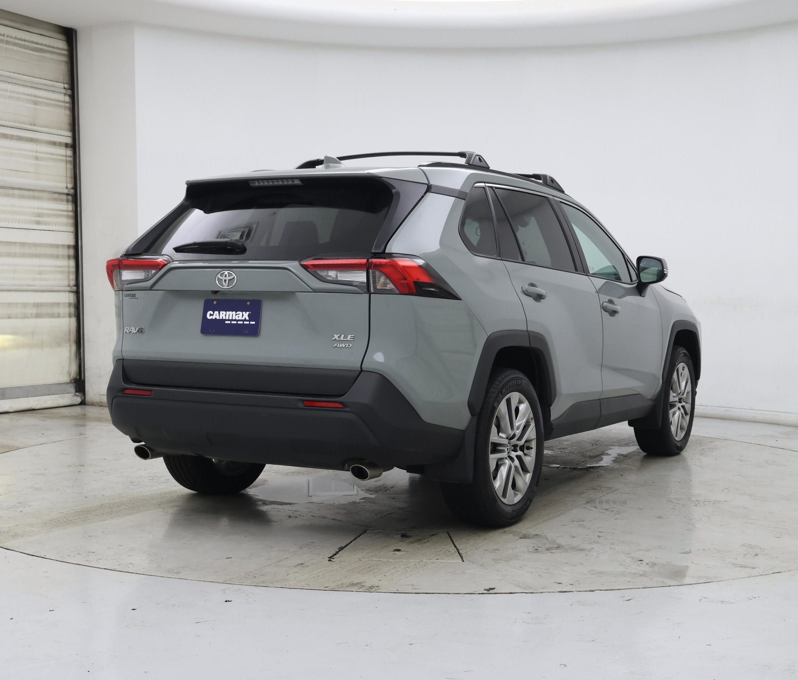 Thumbnail: 2023 Toyota RAV4 - 8