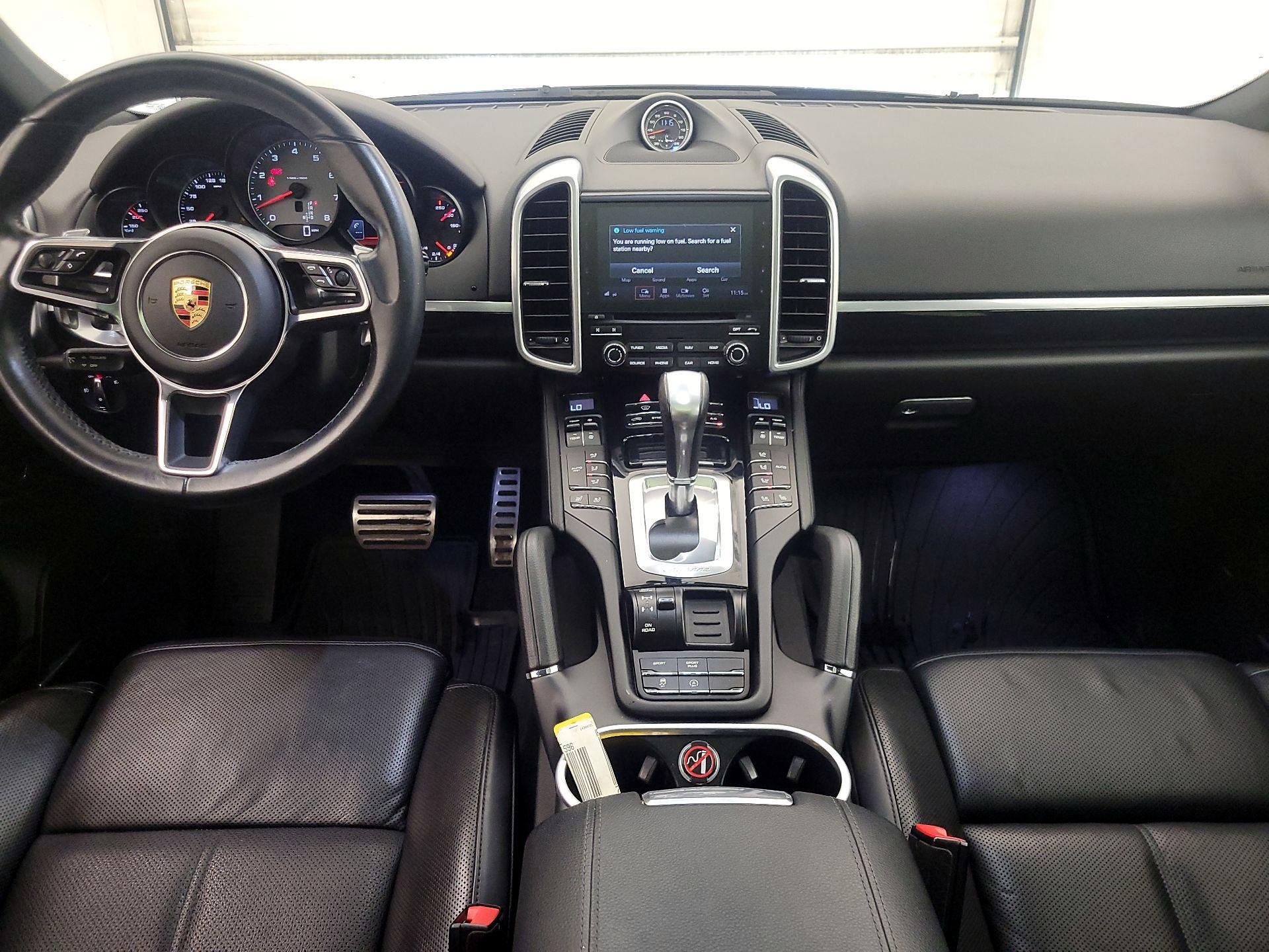 Thumbnail: 2017 Porsche Cayenne - 9