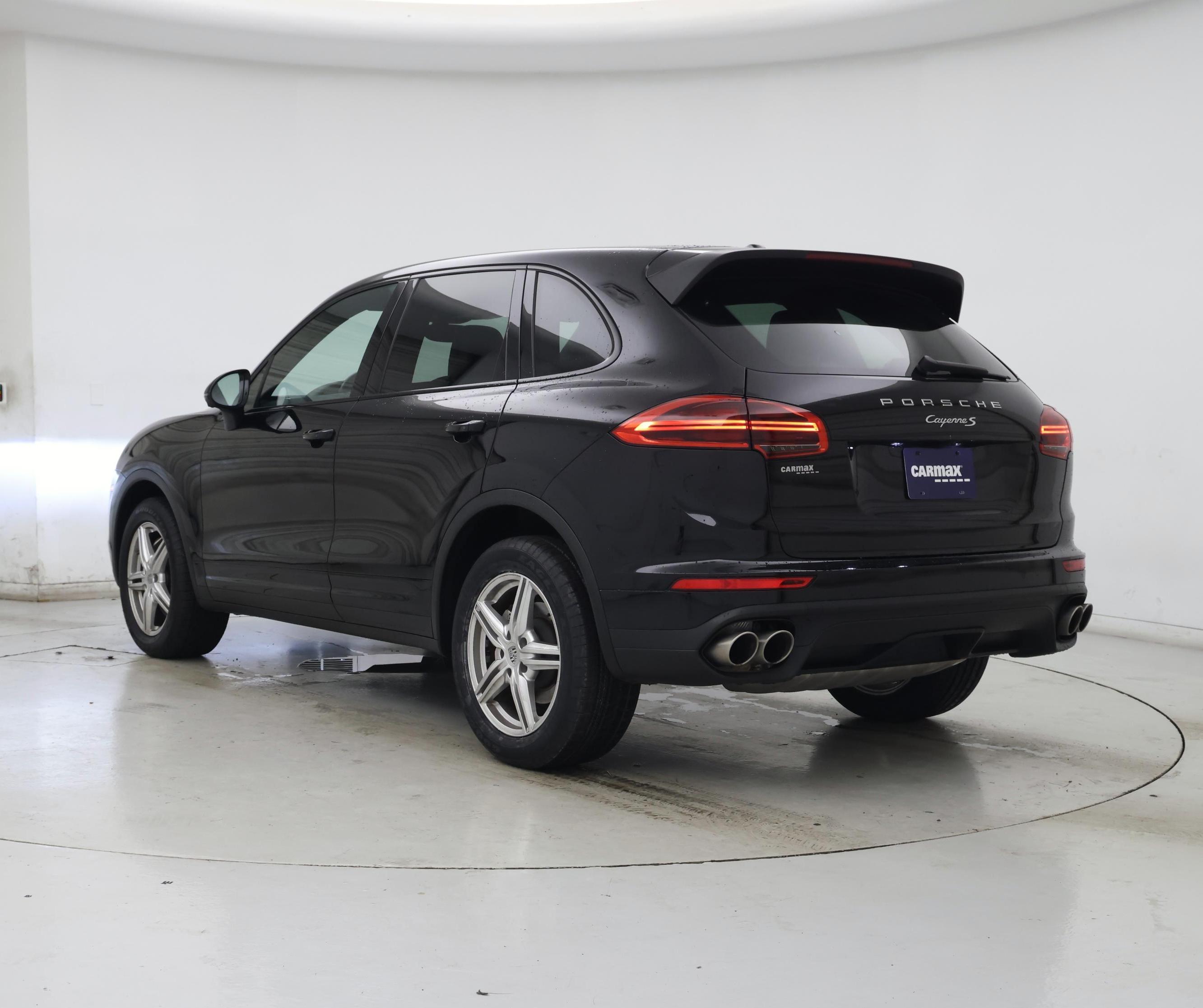 Thumbnail: 2017 Porsche Cayenne - 2